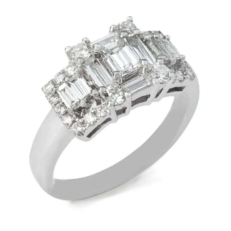 18ct White Gold Exquisite Baguette Diamond Ring