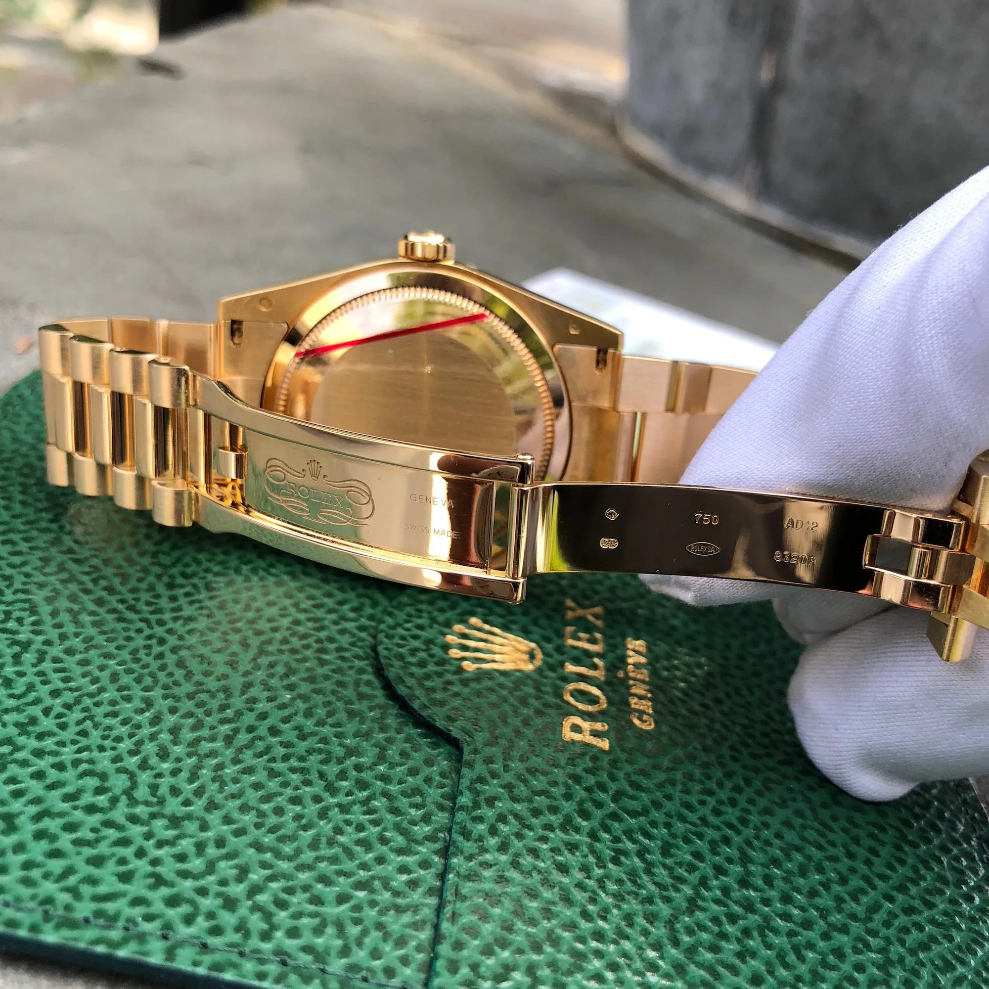 2003 Rolex President 118238 Day Date 18K Yellow Gold White Roman Wristwatch Box Papers