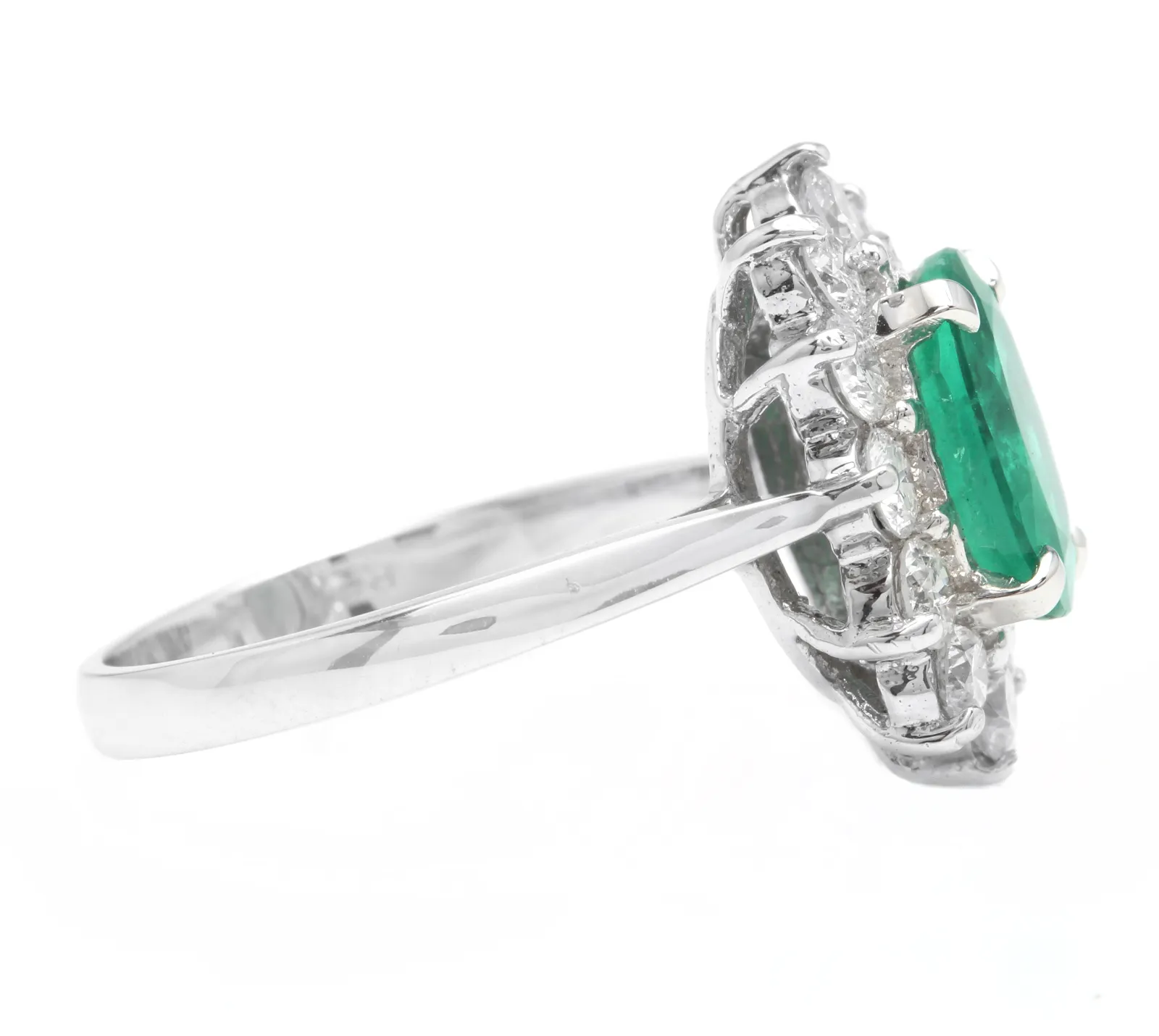 3.60 Carats Exquisite Emerald and Diamond 14K Solid White Gold Ring
