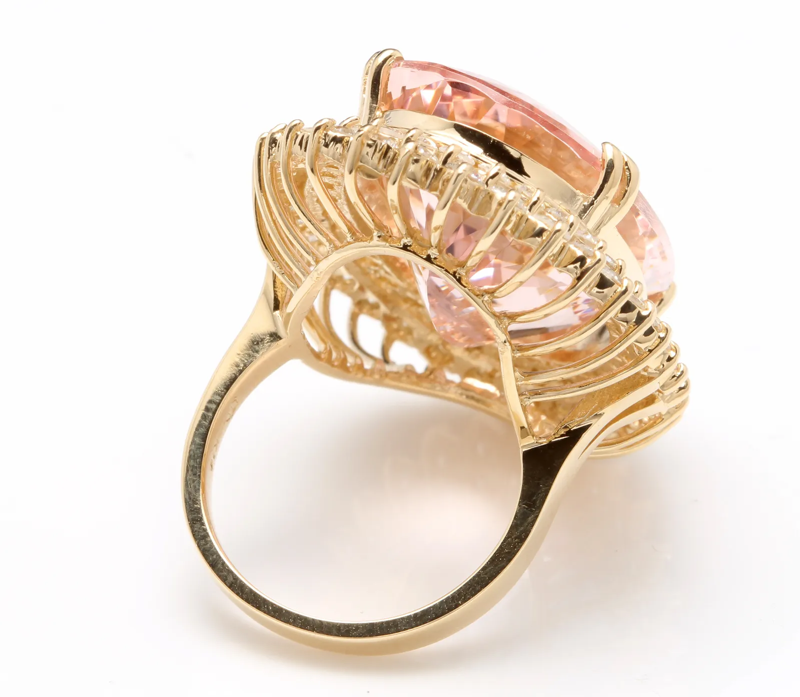 36.25 Carats Exquisite Natural Morganite and Diamond 14K Solid Yellow Gold Ring