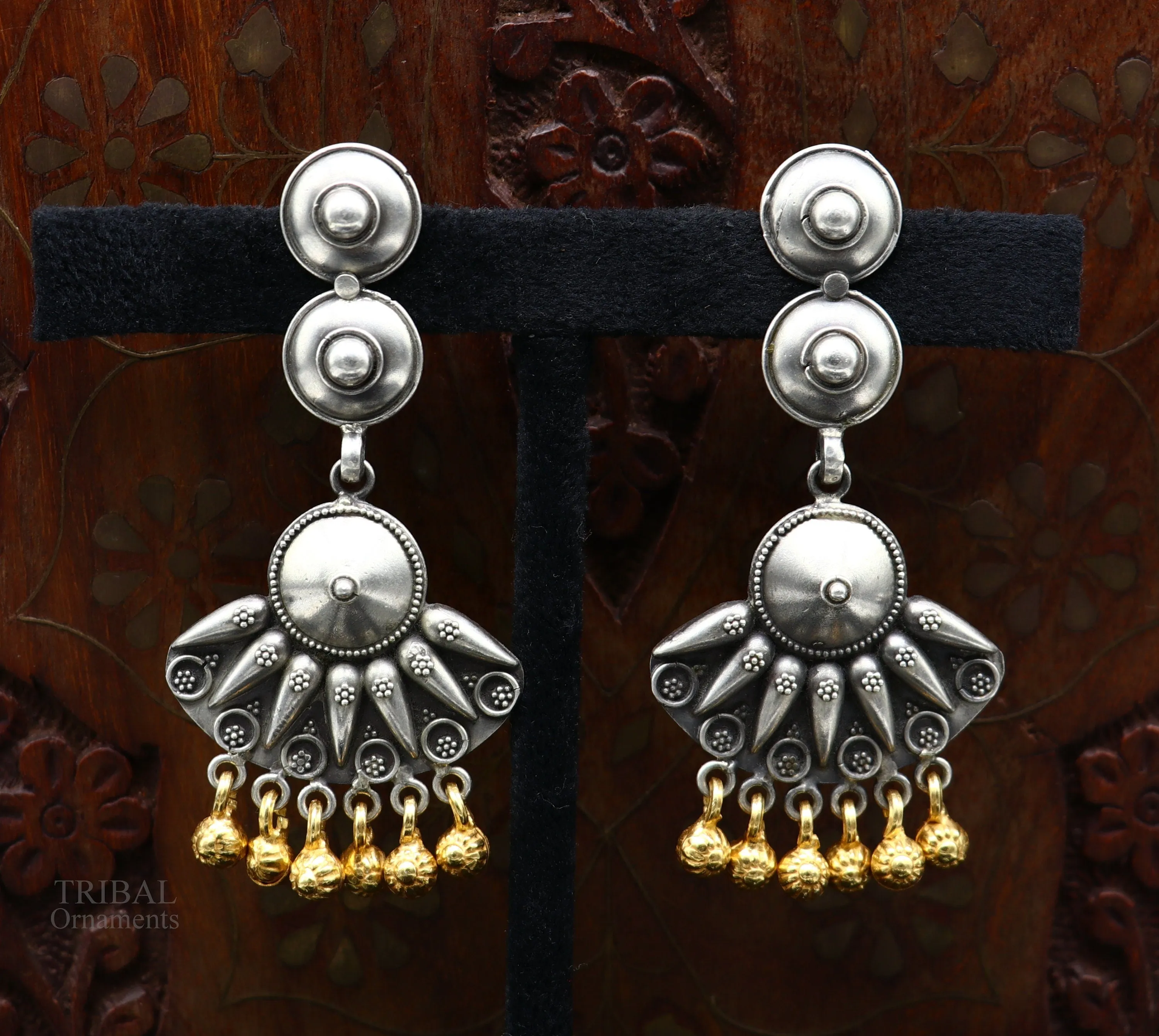 925 sterling silver vintage design traditional stud drop dangle earring with hanging gold polished jingling bells s gifting earrings ear1140