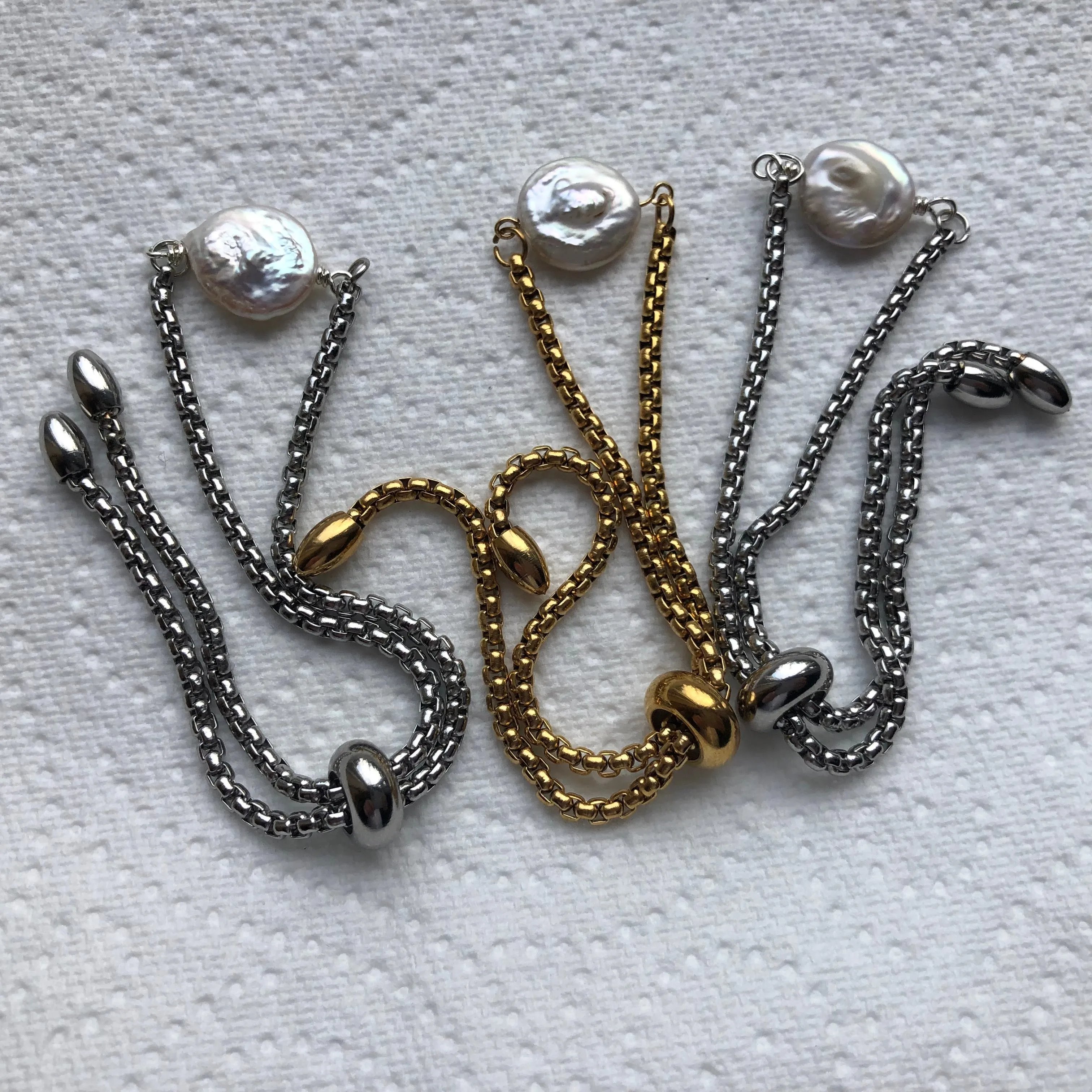 Bracelet: Pearl coin chain slider style bracelet