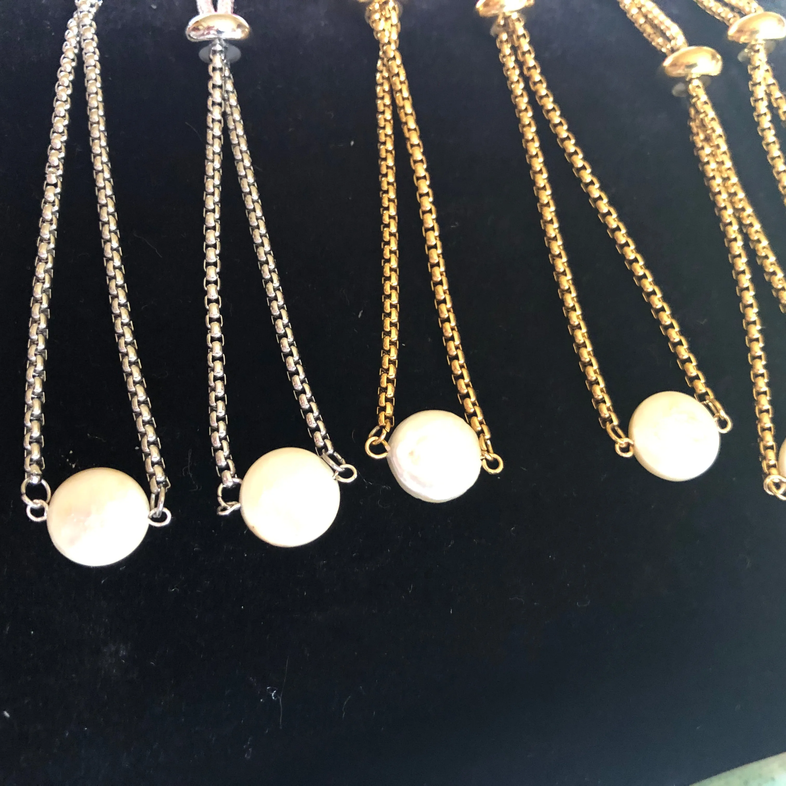 Bracelet: Pearl coin chain slider style bracelet