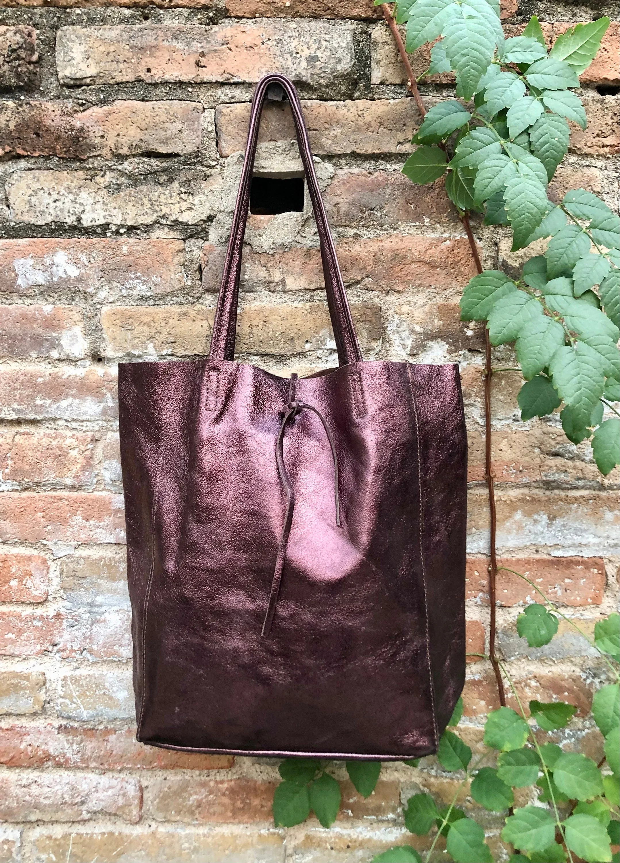 Burgundy  brown tote leather bag. Metallic effect genuine leather shopper. Large carry all bag for your laptop, books.Burgundy leather purse