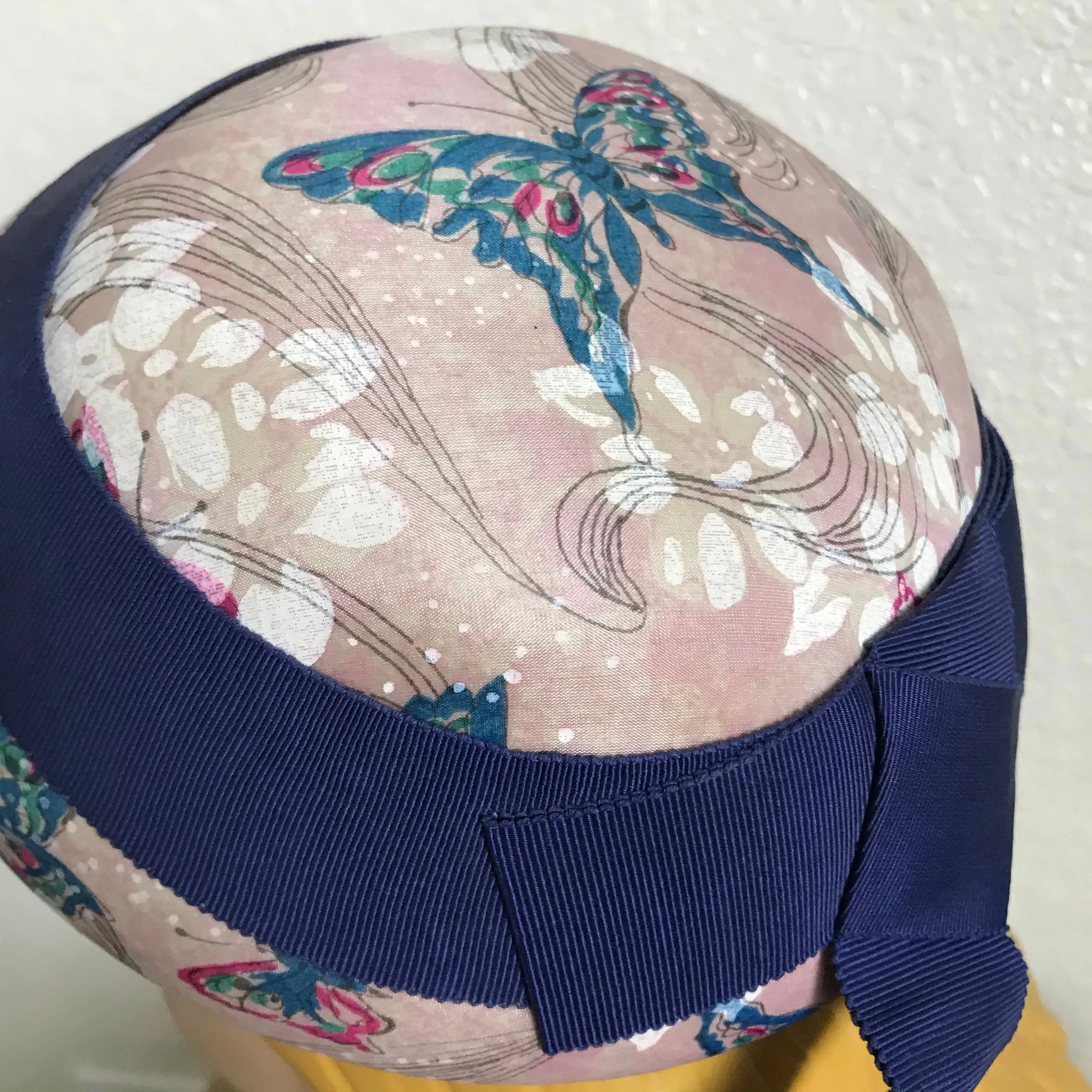 Butterfly Print Silk Round Top Hat w/ Bow circa 1960s Lilly Daché