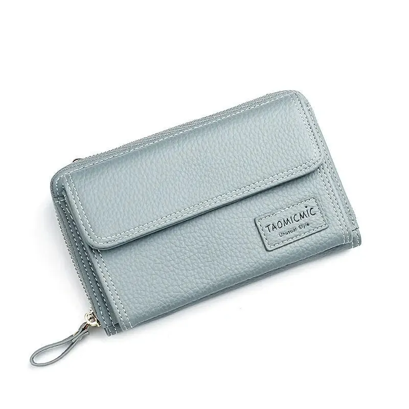 Chic and Practical Shoulder Bag
