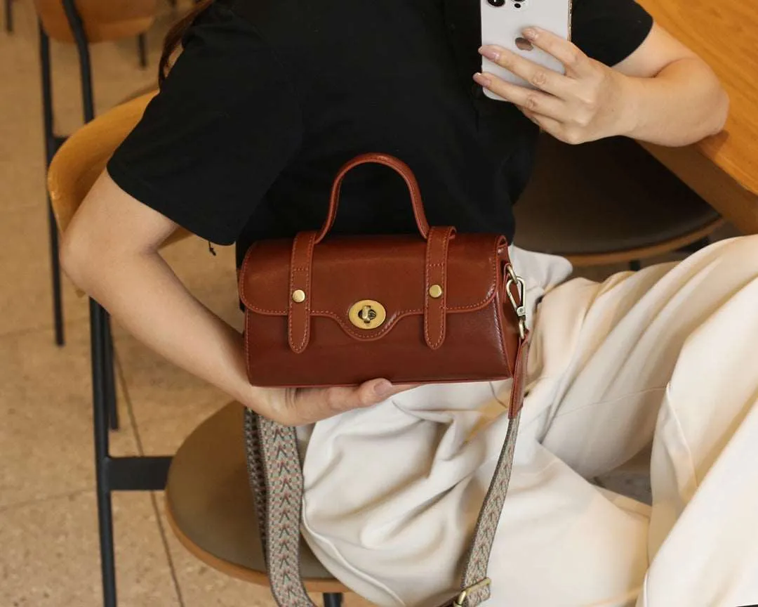 Chic Leather Carryall