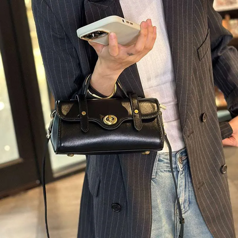 Chic Leather Carryall