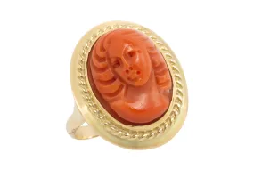 Coral cameo ring in 14 carat gold