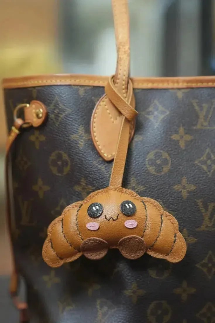 Croissant – Chic design – Bag charm
