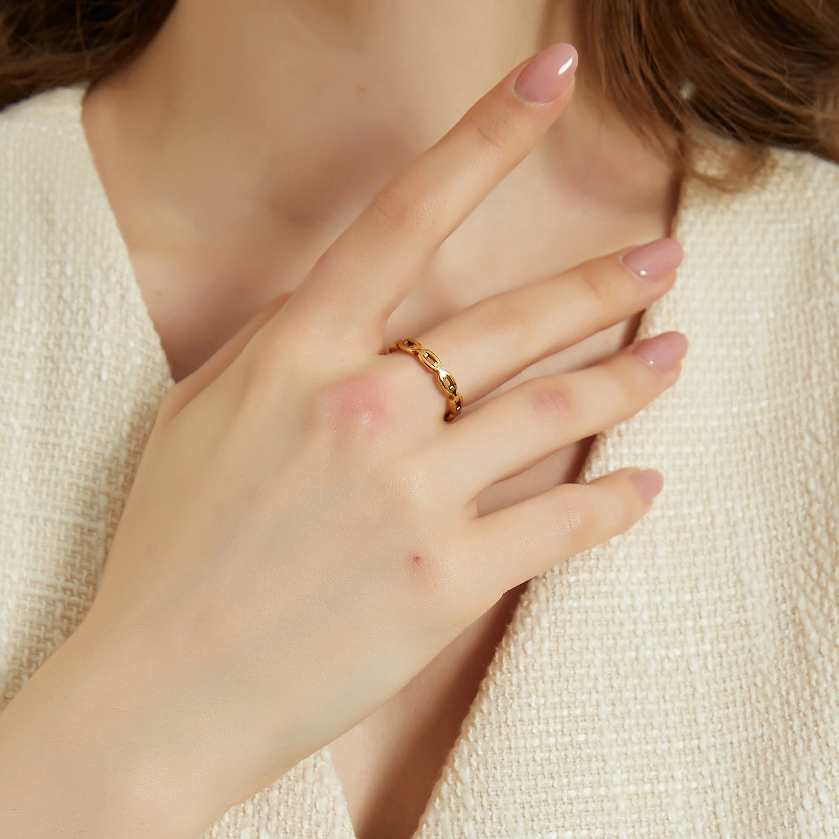 Eden dainty minimalist chain link stacking ring