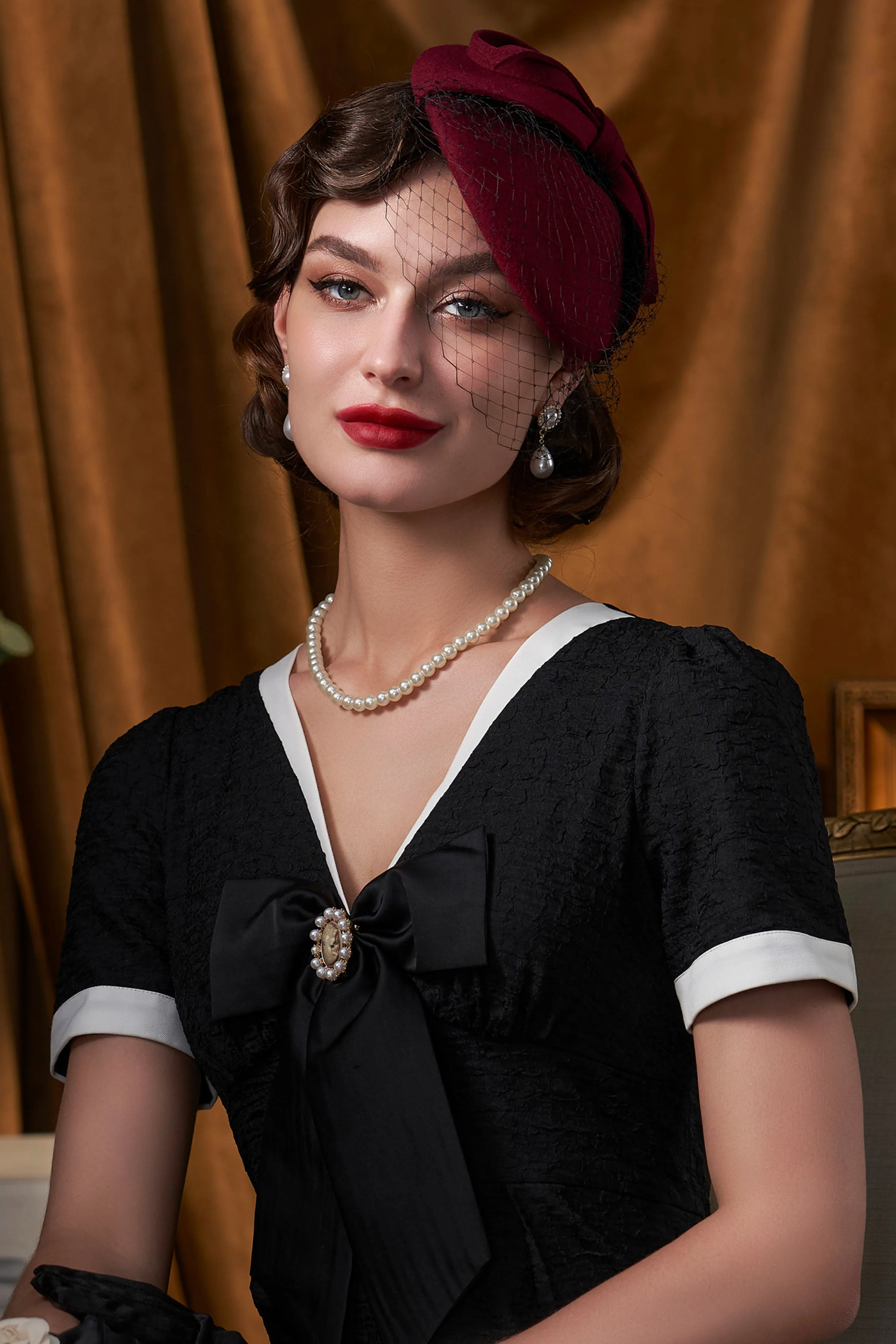 Elegant Bow Knot Pillbox Veil Fascinator