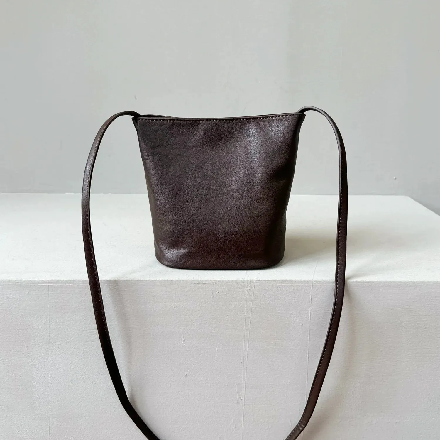 Elegant Leather Bucket Bag