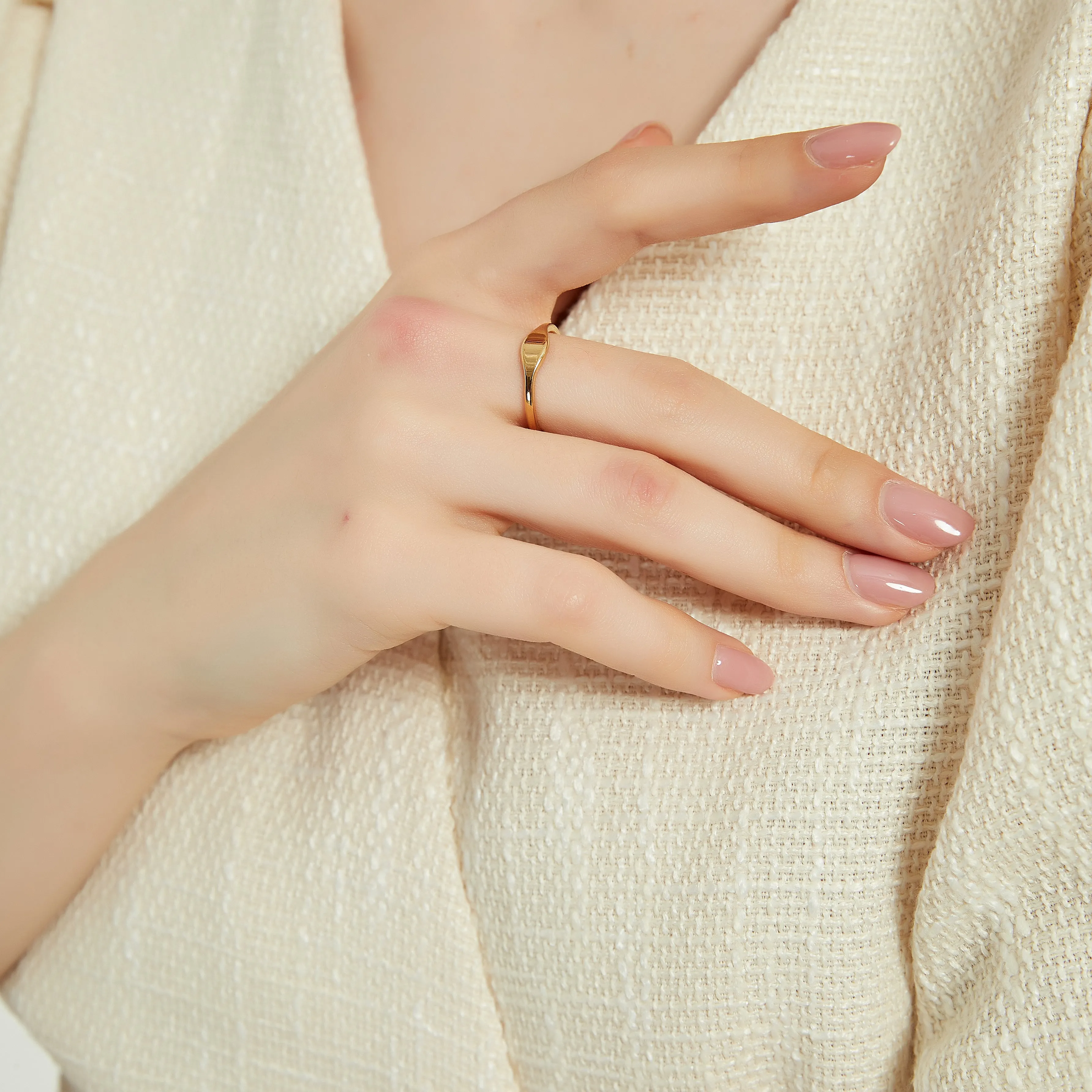 Eliza gold flat top signet stacking ring