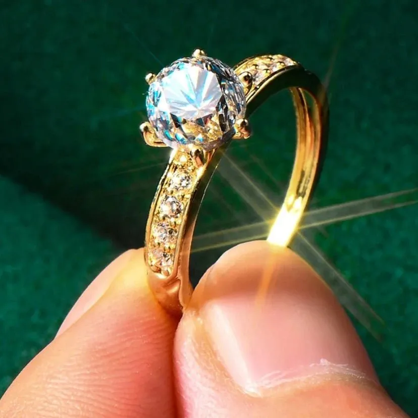Exquisite 10K Solid Gold 1.2 Ct Diamond Engagement Ring