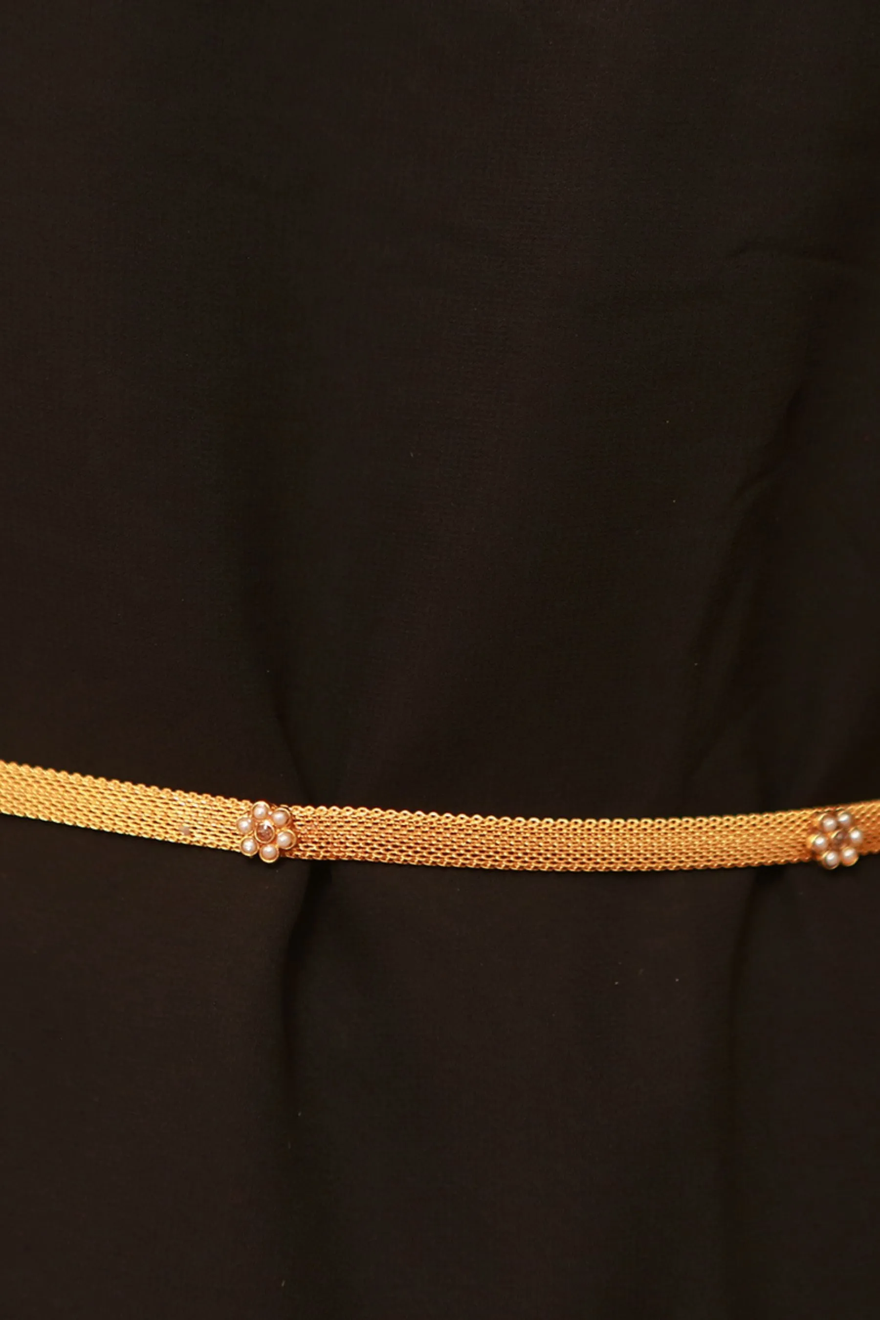 Exquisite Matte Finish Hip Chain: Versatile and Durable Accessory