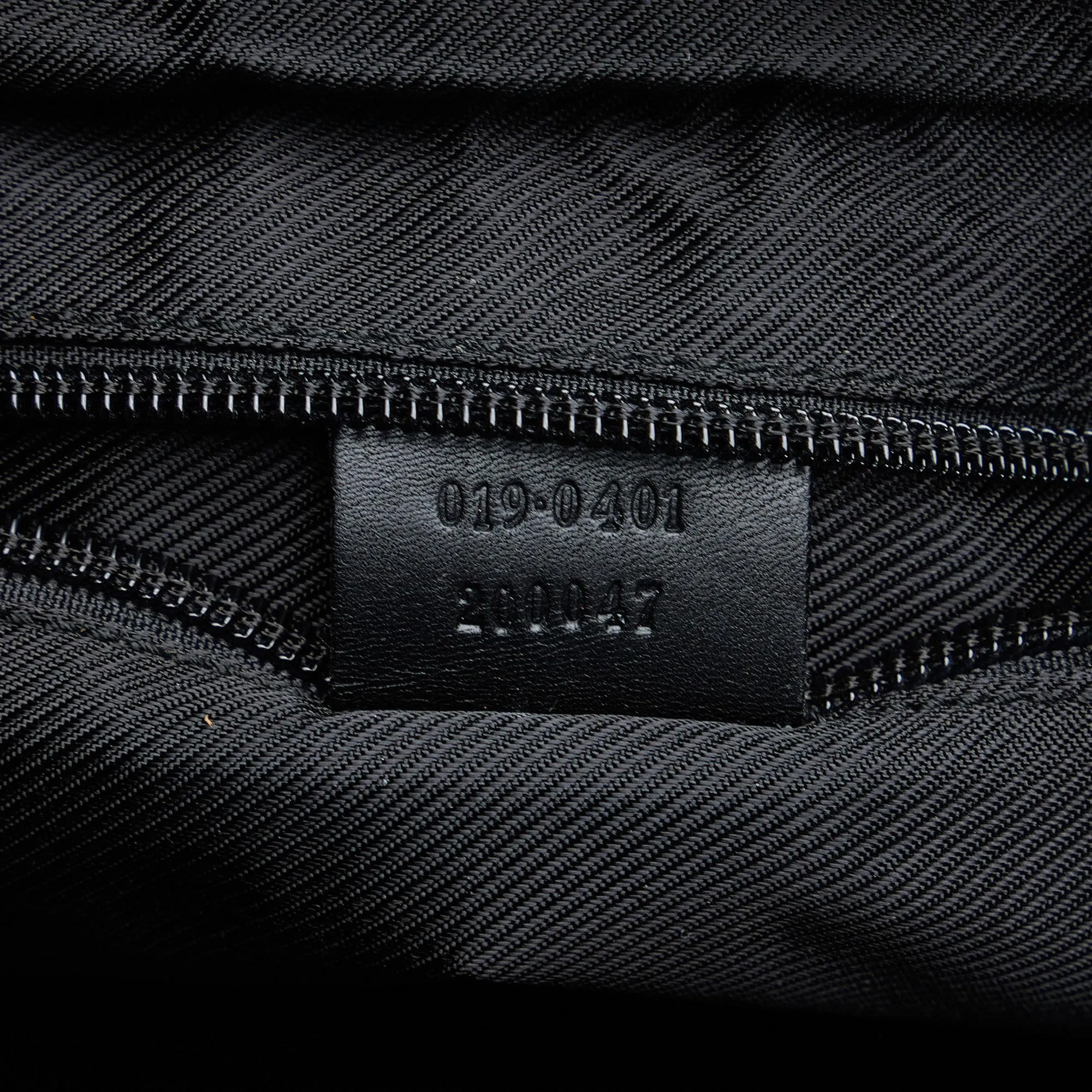 Gucci GG Canvas Tote (SHG-AtlGKp)