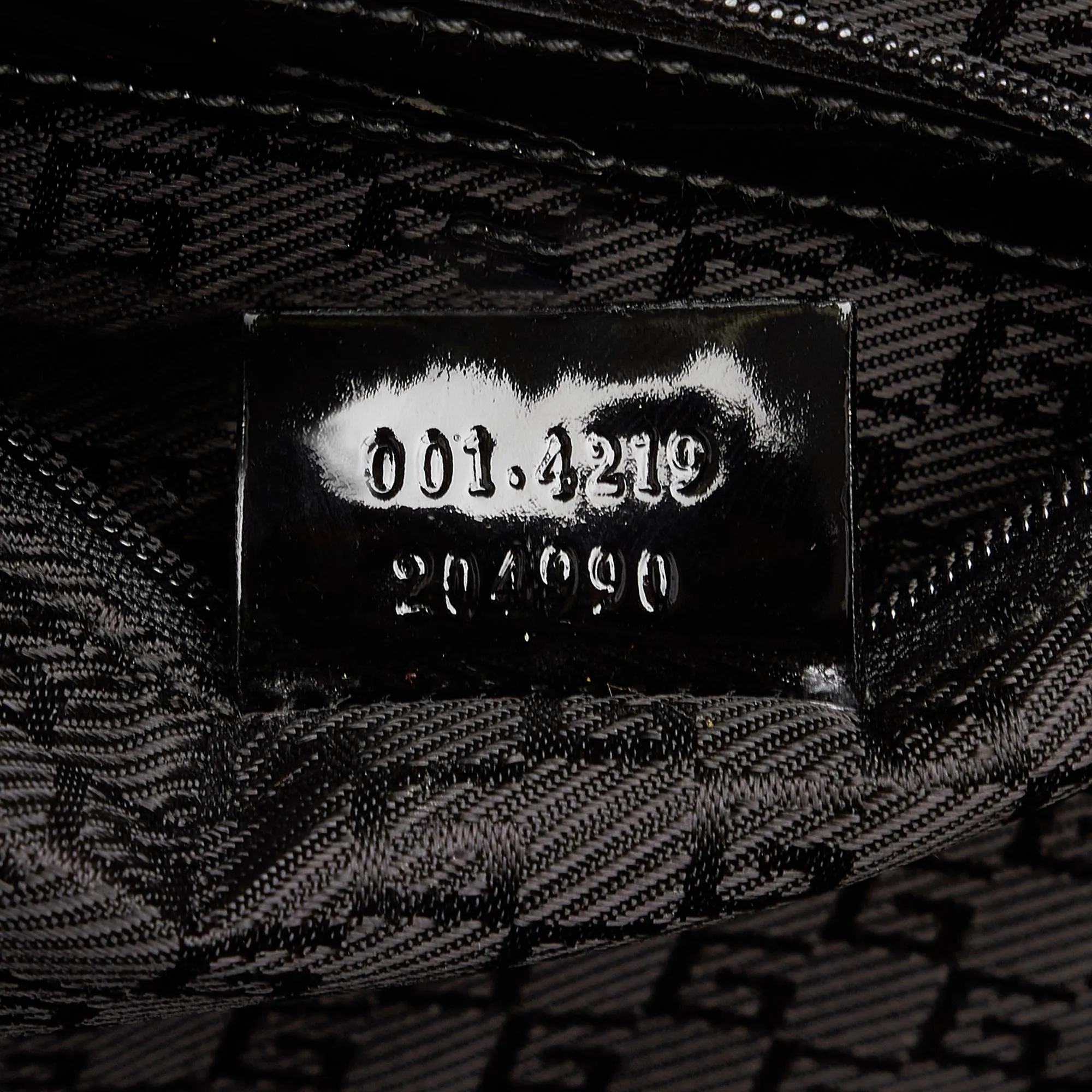 Gucci Patent Leather Handbag (SHG-6H1CTI)