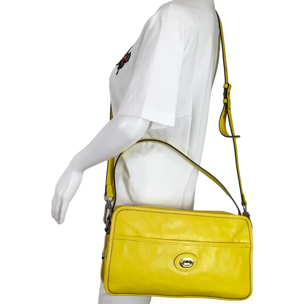 Gucci Women's Shoulder Bag Buckle GG Leather
