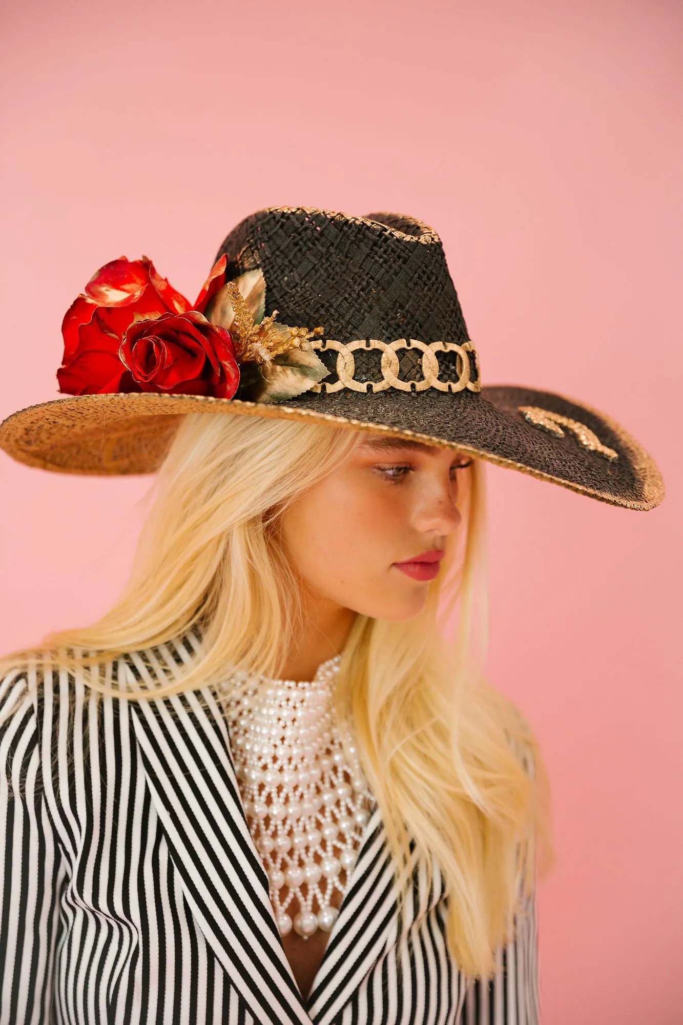 HORSESHOE ROSES BLACK SUN HAT