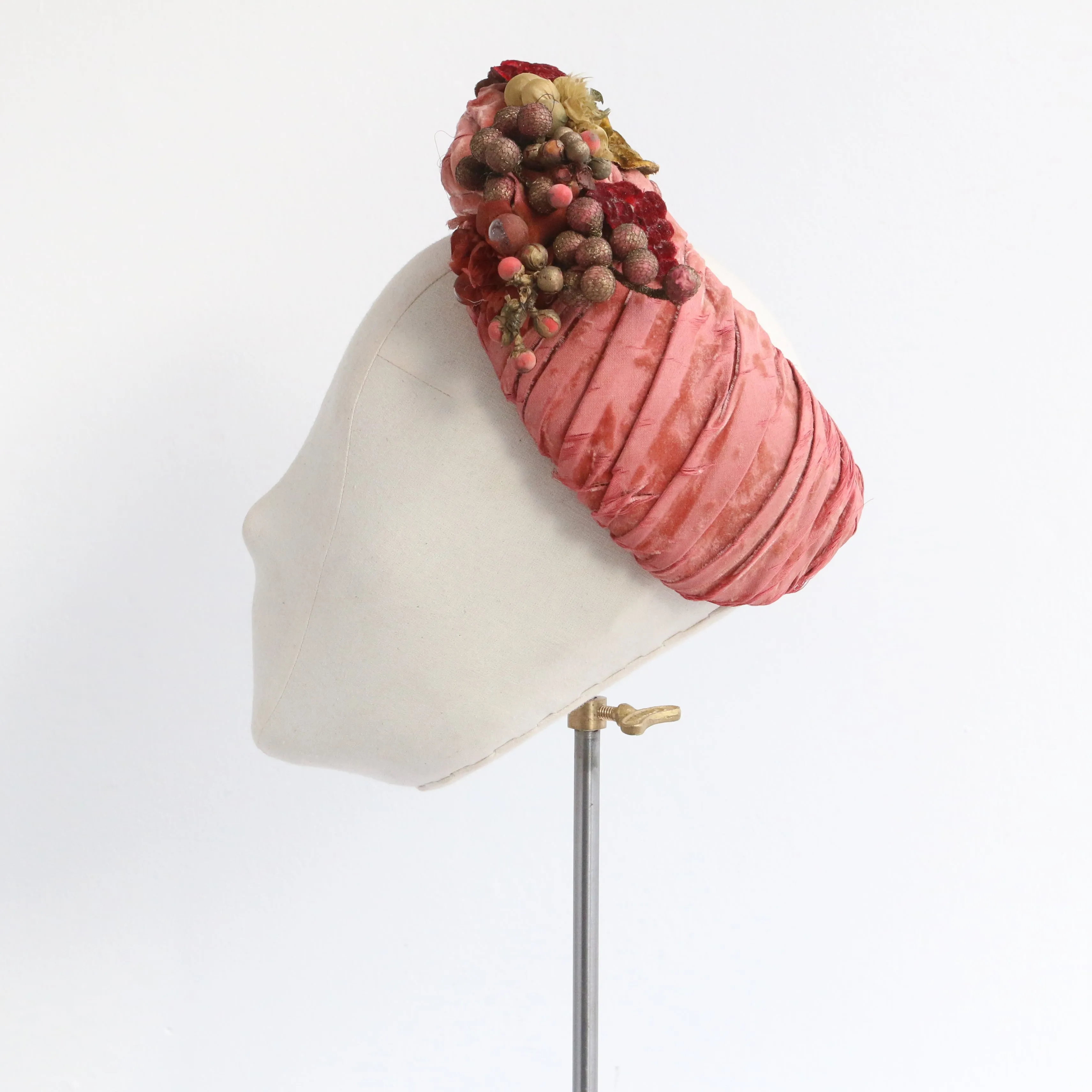 "Hattie Carnegie" Vintage 1940's Silk Pleated Hattie Carnegie Turban