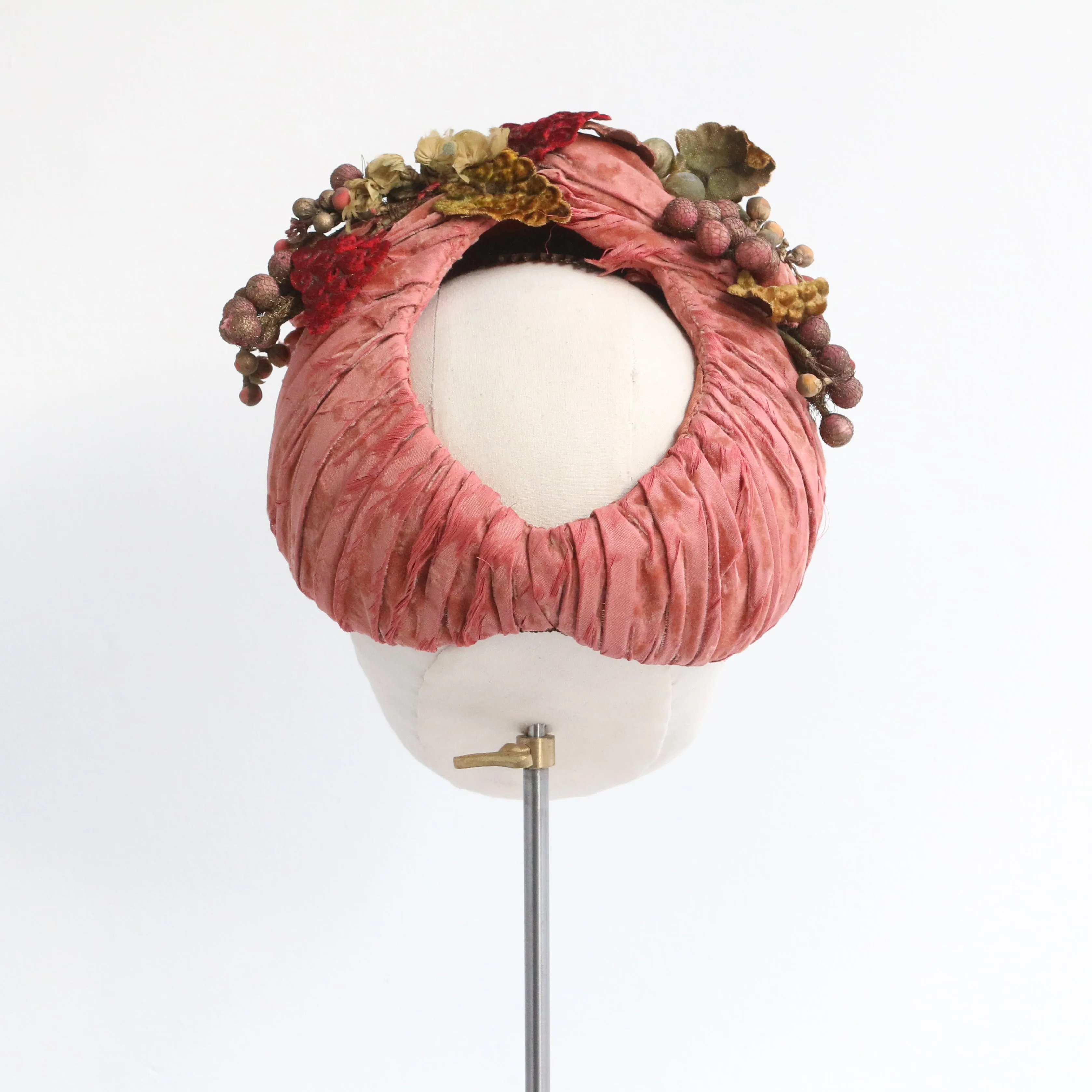 "Hattie Carnegie" Vintage 1940's Silk Pleated Hattie Carnegie Turban