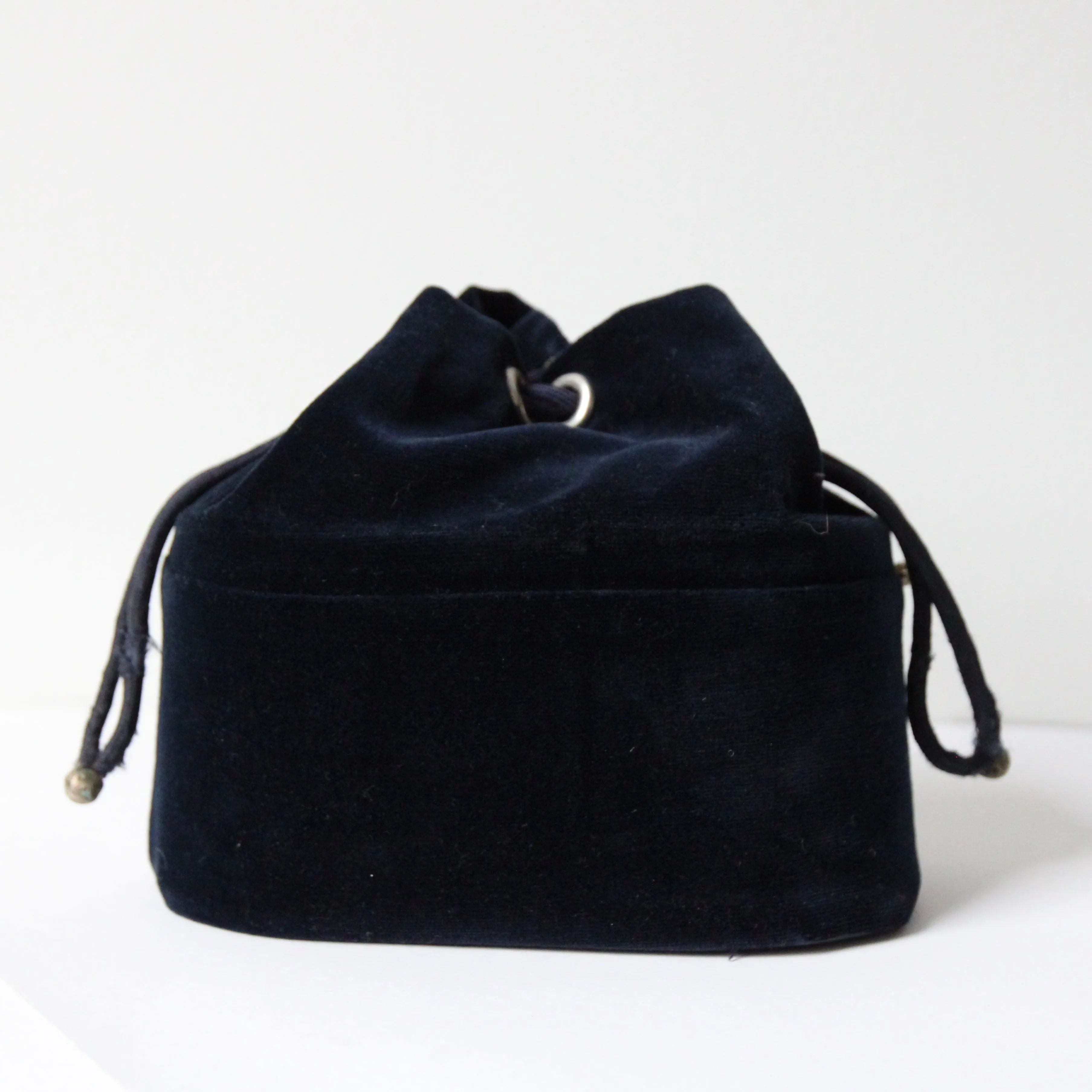 "Navy Velvet & Pearls" Vintage 1940's Navy Blue Velvet & Pearl Pixie Hat & Matching Bag