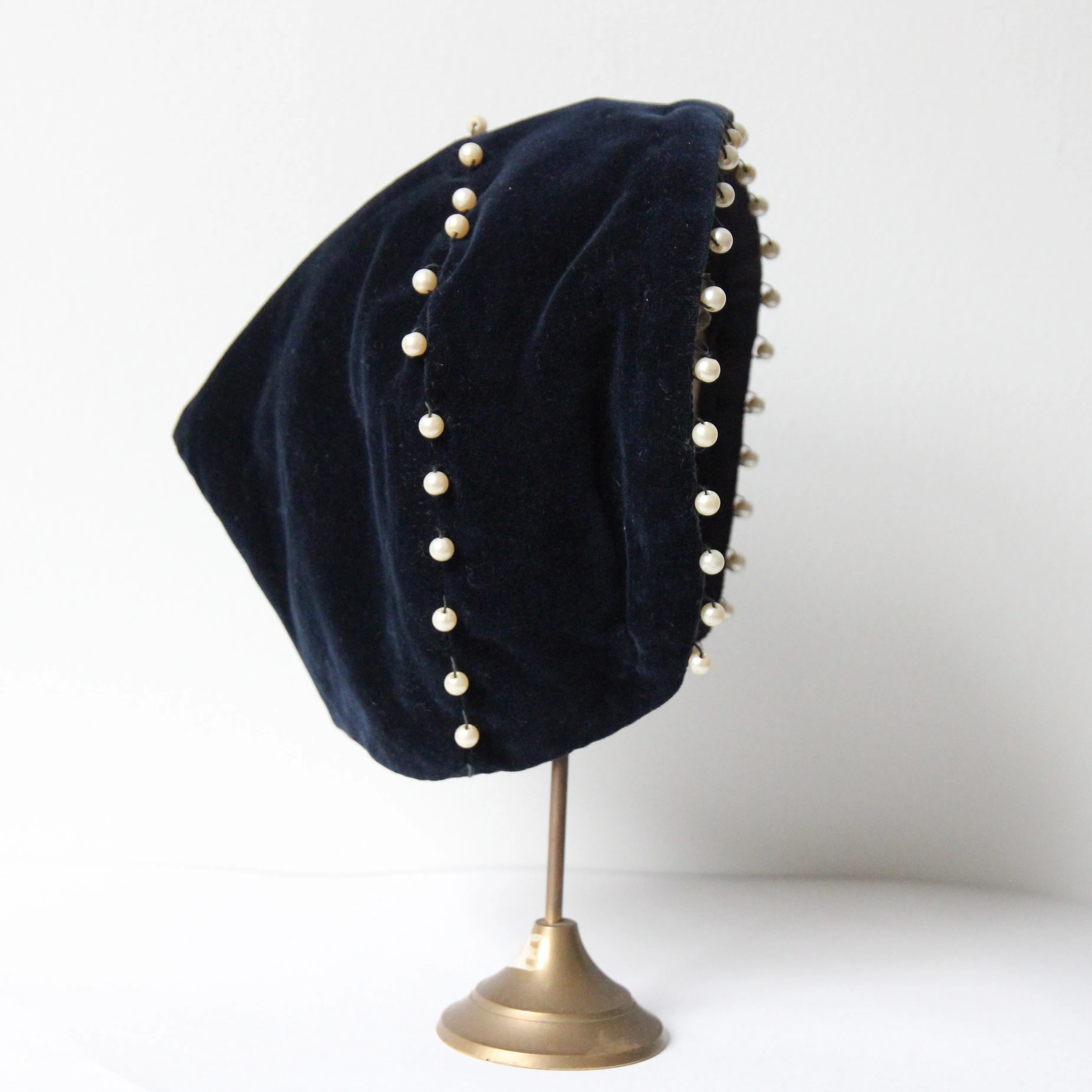"Navy Velvet & Pearls" Vintage 1940's Navy Blue Velvet & Pearl Pixie Hat & Matching Bag