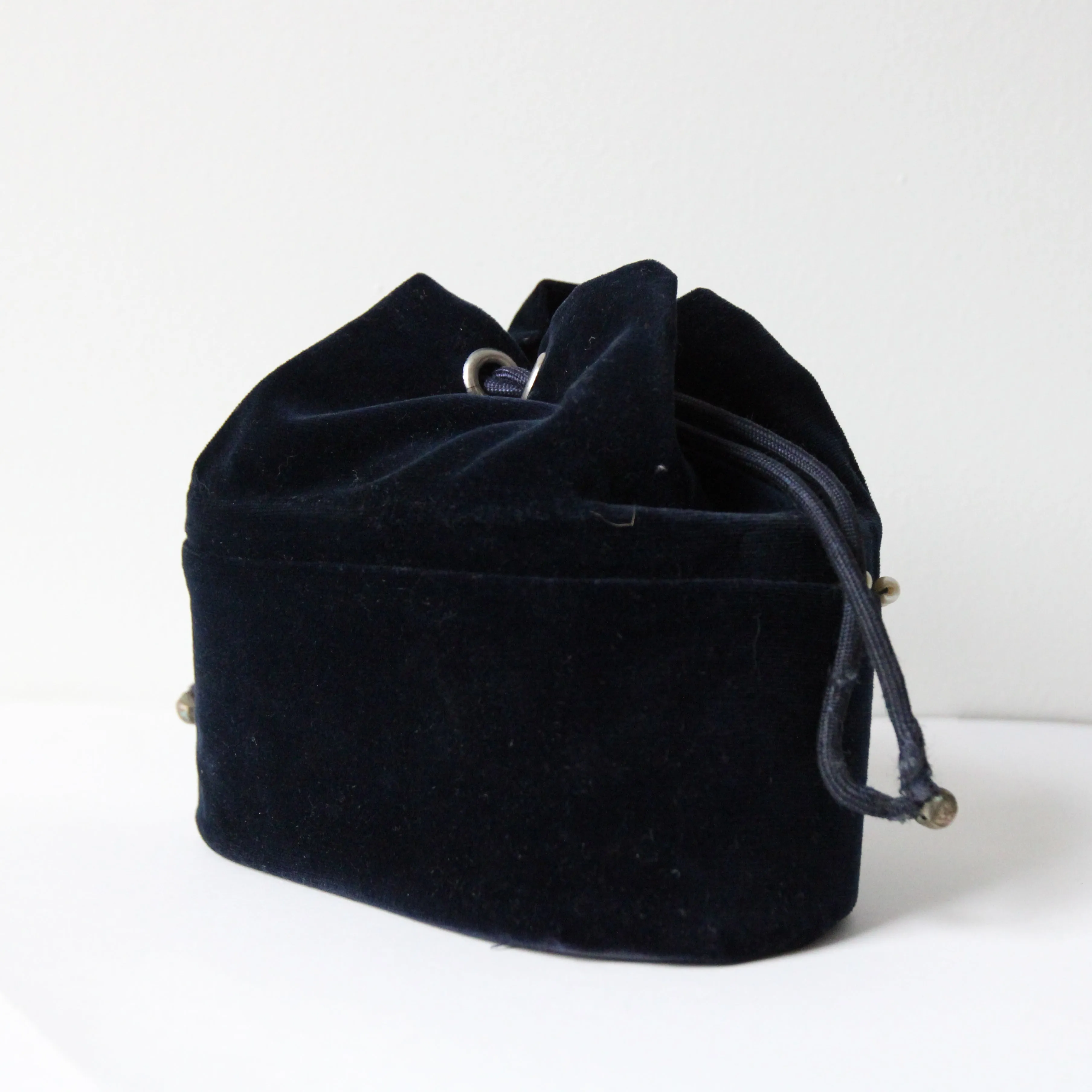 "Navy Velvet & Pearls" Vintage 1940's Navy Blue Velvet & Pearl Pixie Hat & Matching Bag