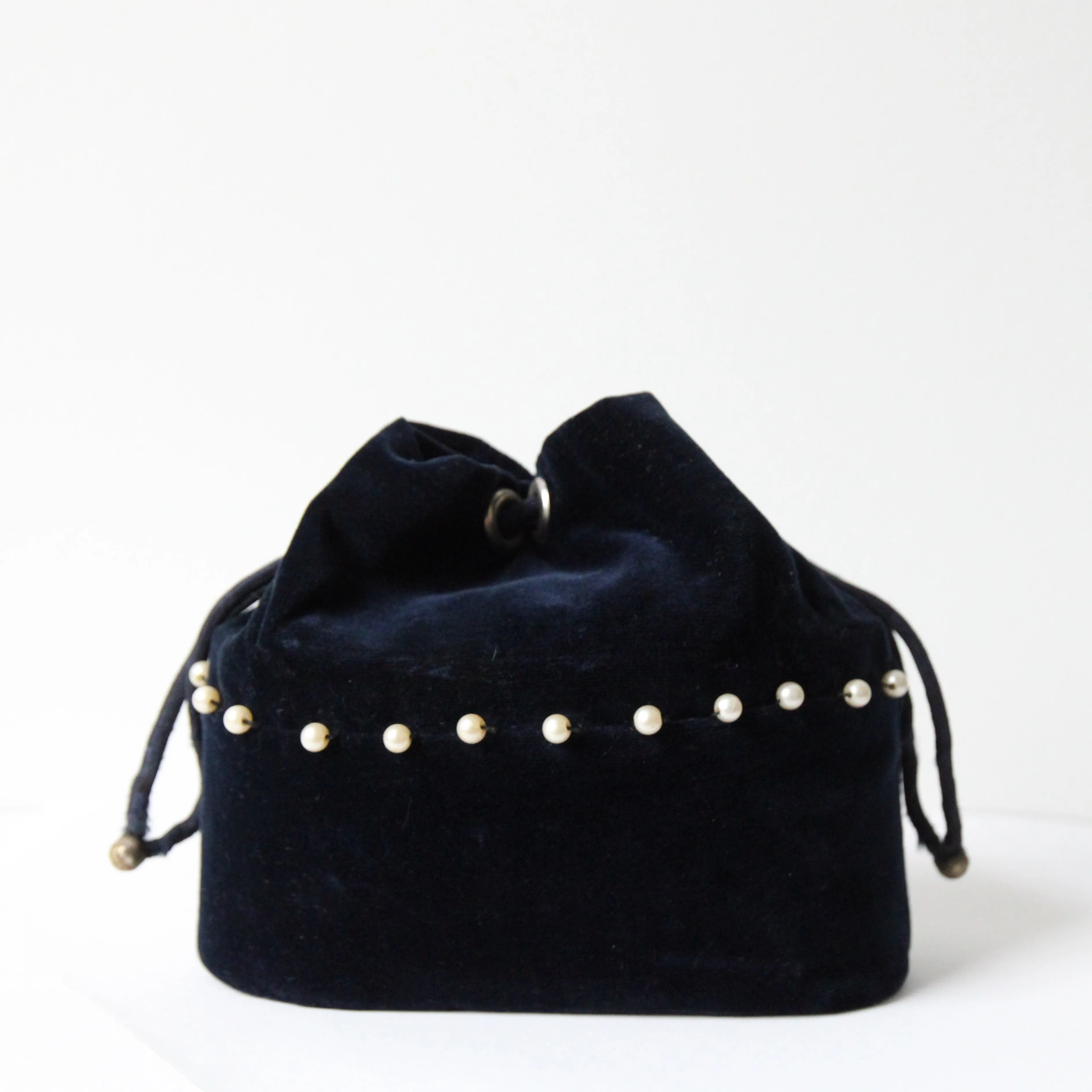 "Navy Velvet & Pearls" Vintage 1940's Navy Blue Velvet & Pearl Pixie Hat & Matching Bag