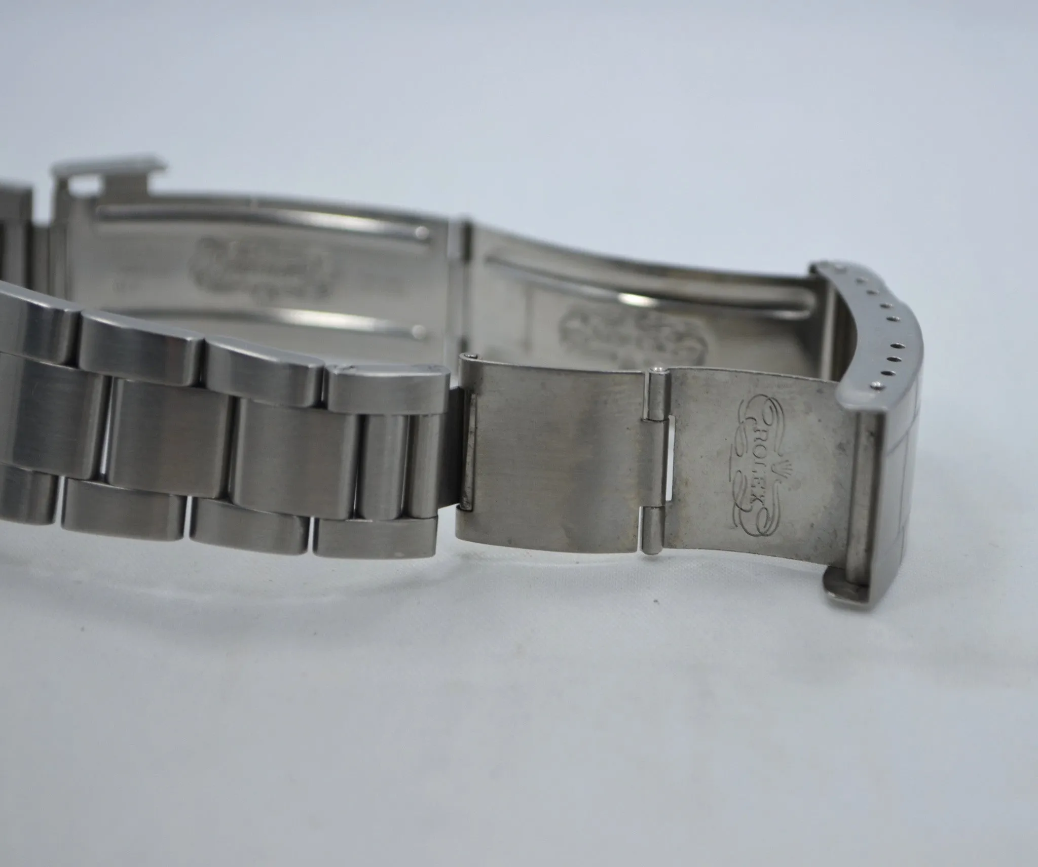 Rolex Explorer II 16570 GMT Black Dial "X" Serial 1991 Automatic Steel Watch
