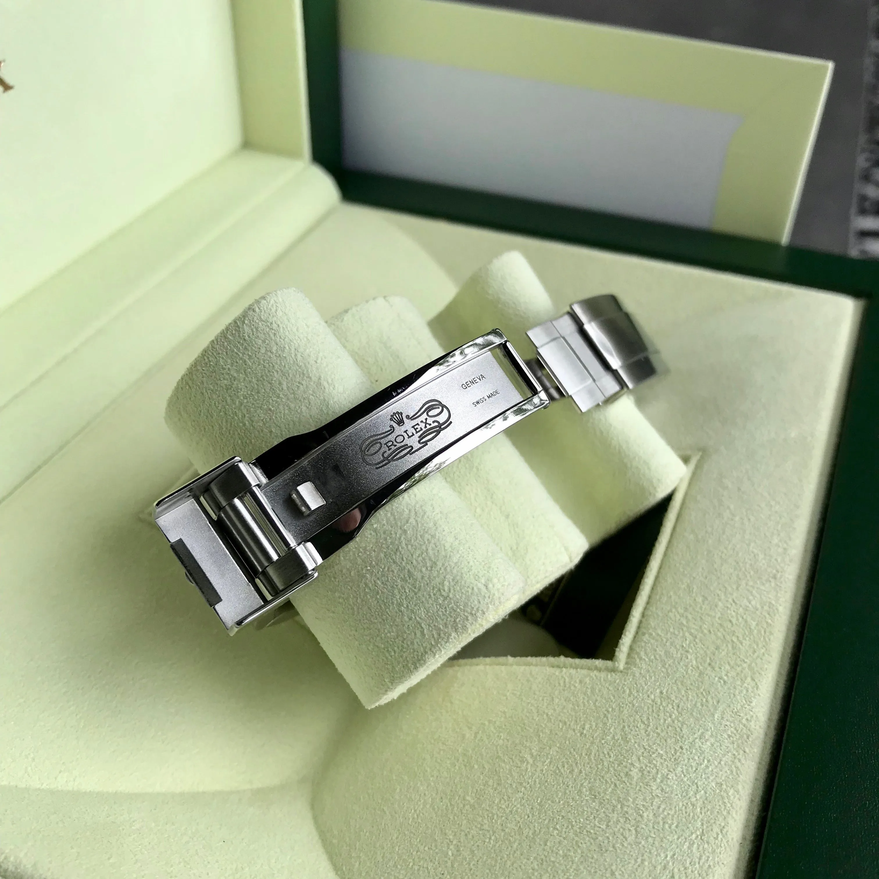 Rolex SEA DWELLER DEEPSEA 116660 Ceramic Mens 44mm Automatic Wristwatch Box & Papers
