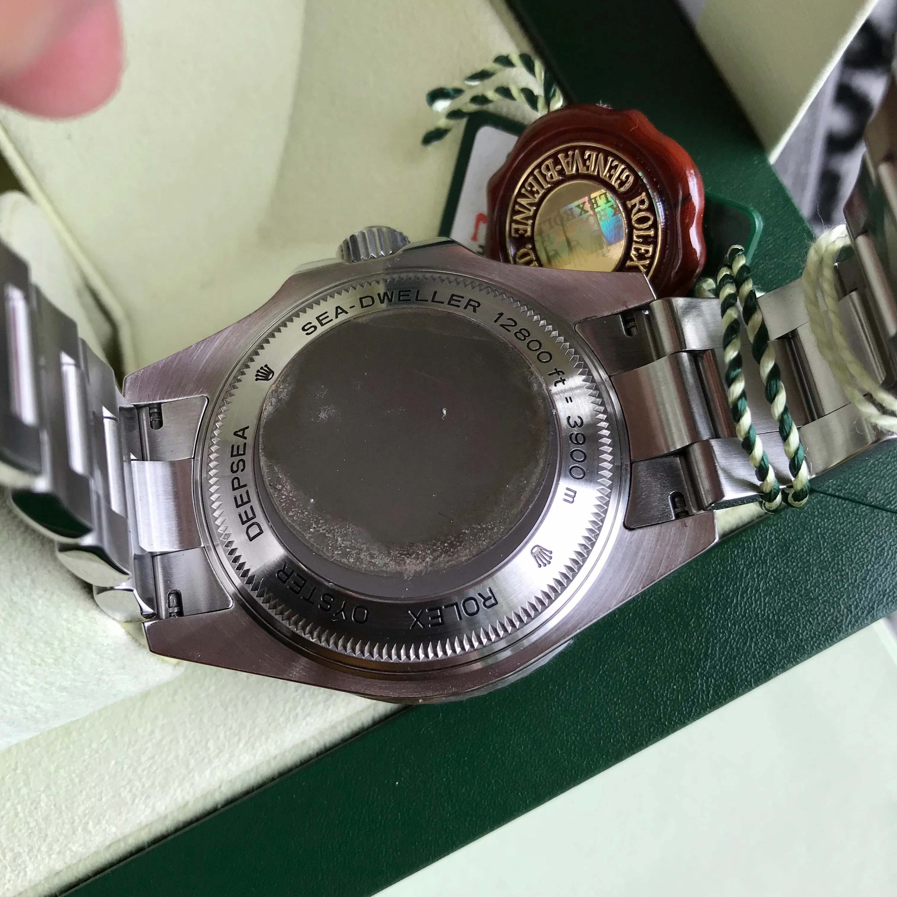 Rolex SEA DWELLER DEEPSEA 116660 Ceramic Mens 44mm Automatic Wristwatch Box & Papers