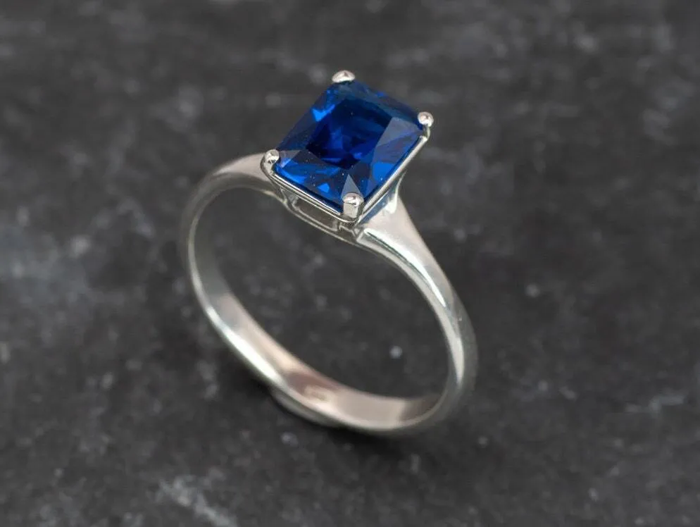 Sapphire Solitaire Ring - Blue Diamond Ring - Vintage Solitaire Ring