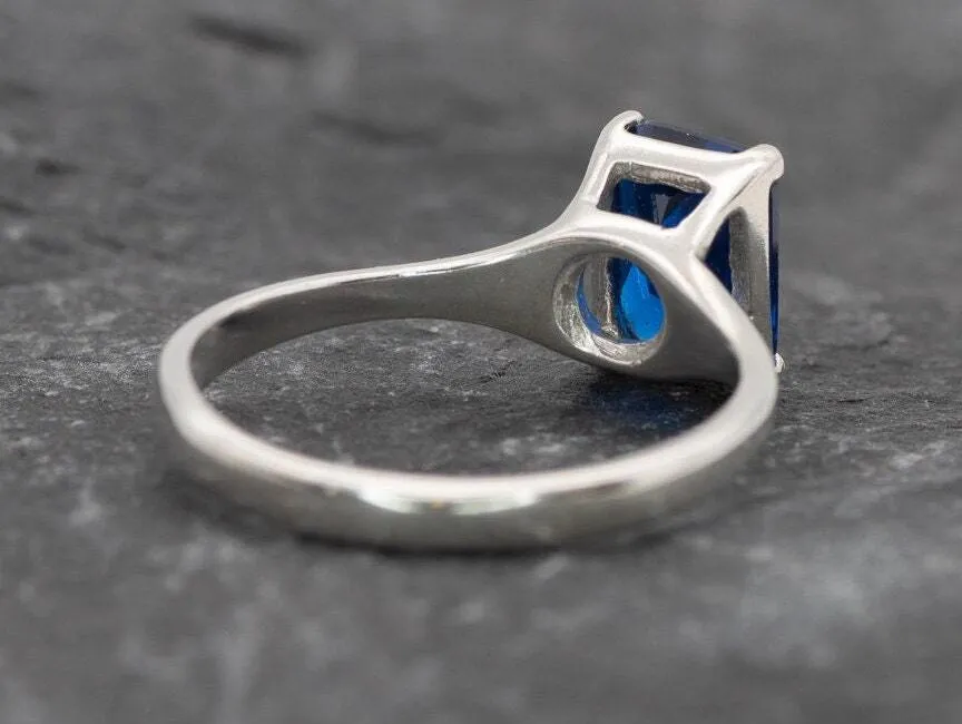 Sapphire Solitaire Ring - Blue Diamond Ring - Vintage Solitaire Ring