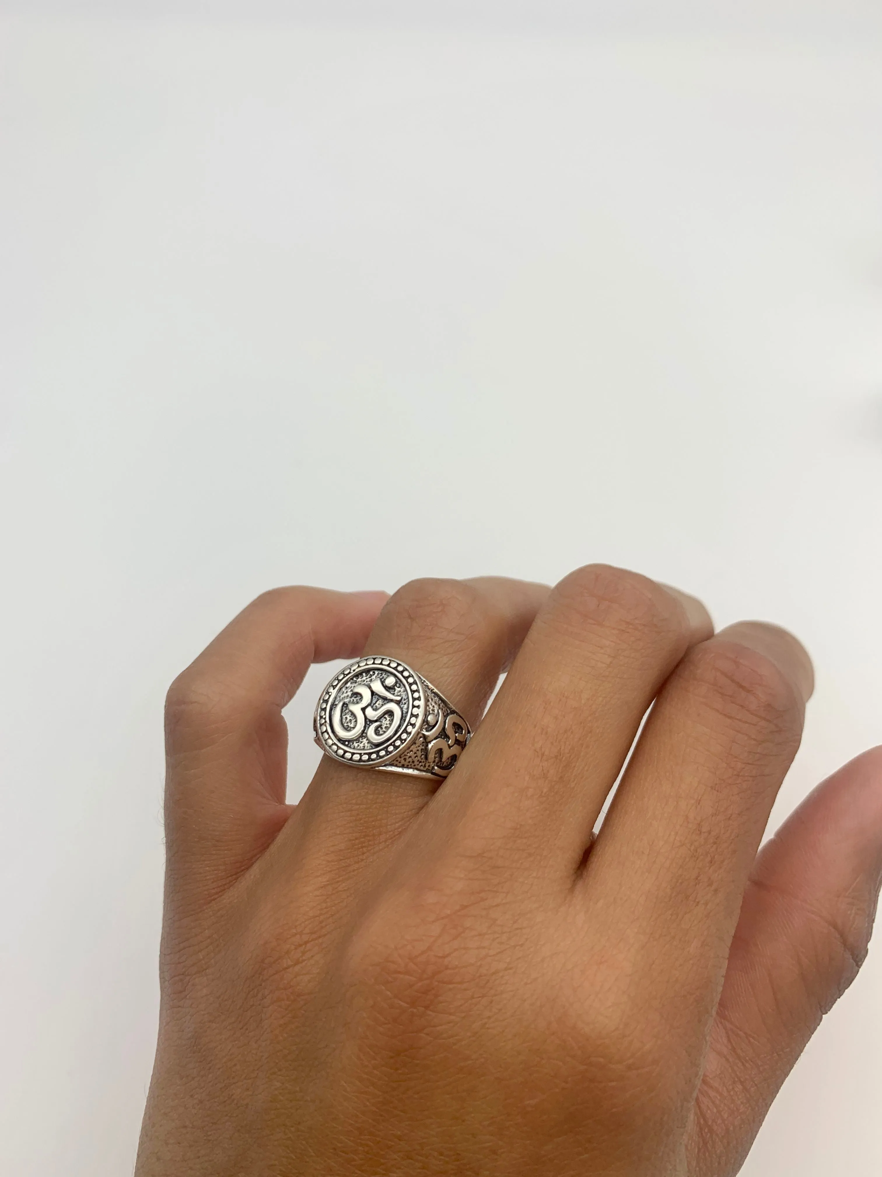 Silver Ohm Ring - Vintage Om Ring - Chunky Signet Ring