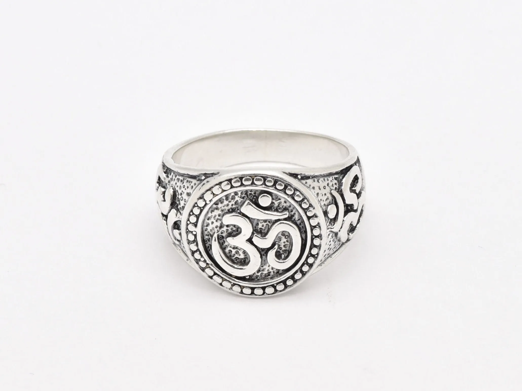 Silver Ohm Ring - Vintage Om Ring - Chunky Signet Ring