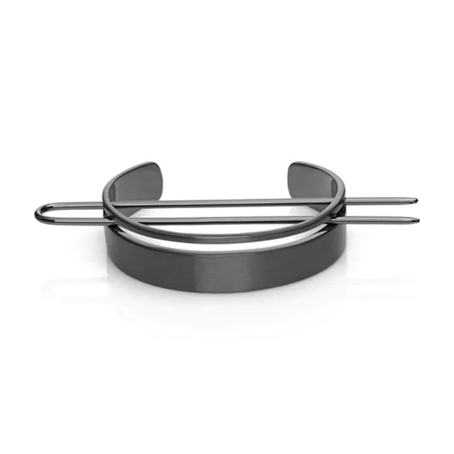 Stylish Slit Bun Cage