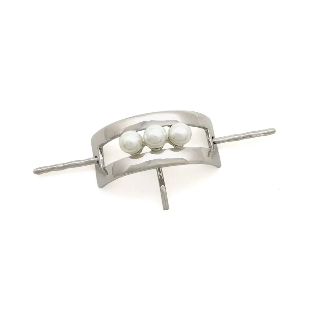 Triple Pearl Majeste Cuff