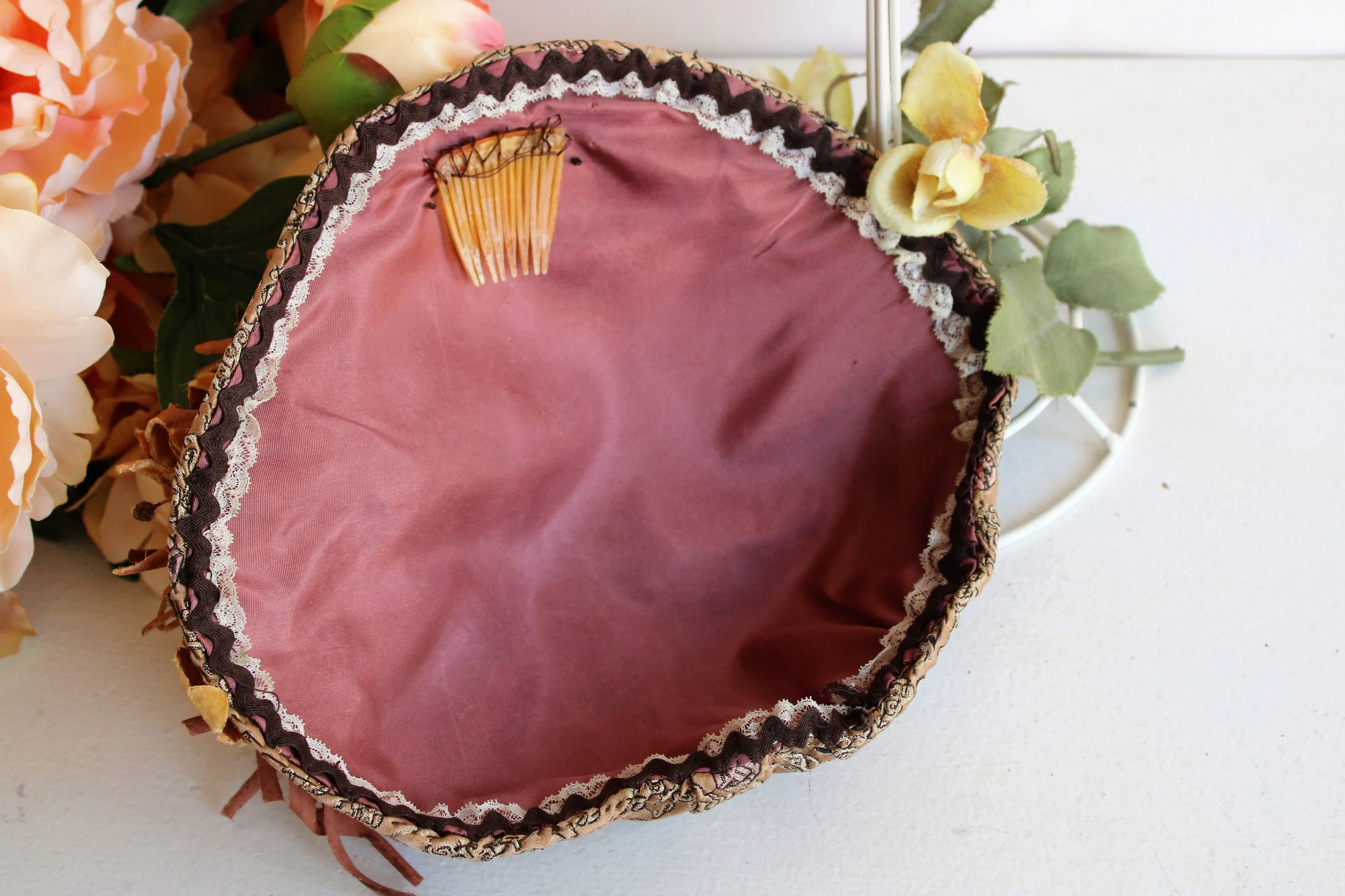 Vintage 1950s Asian Print Shell Hat