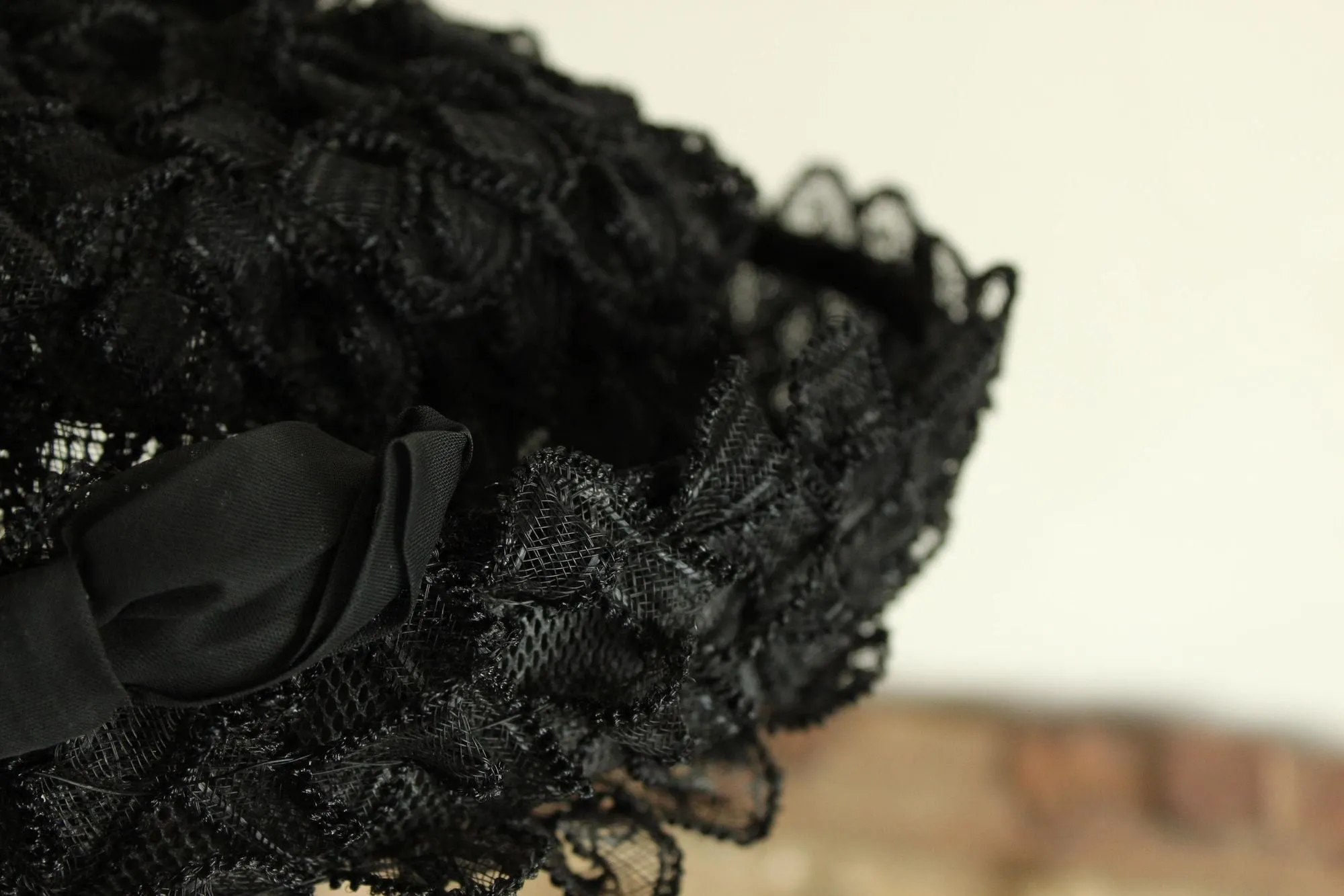 Vintage 1960s 1950s Black Woven Ribbon Hat with Chiffon Bow