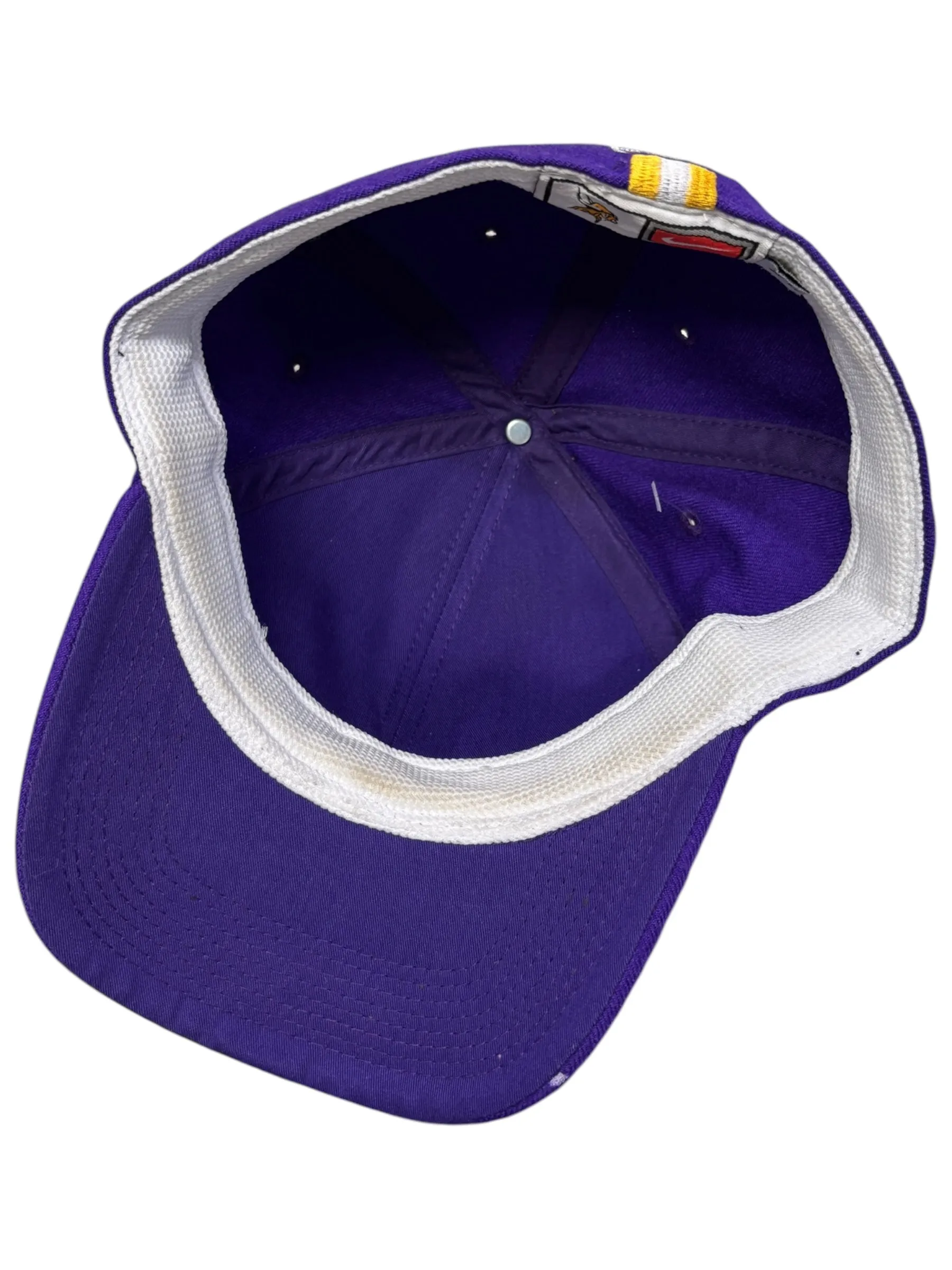 Vintage 90s NFL Nike Minnesota Vikings Purple Fitted Hat