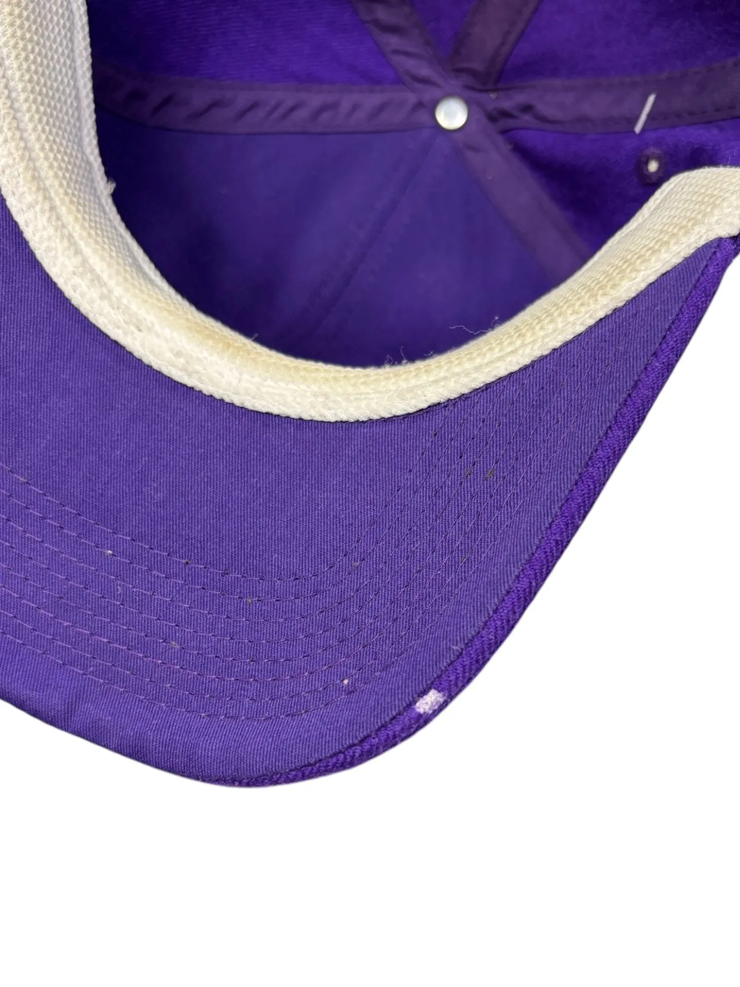 Vintage 90s NFL Nike Minnesota Vikings Purple Fitted Hat