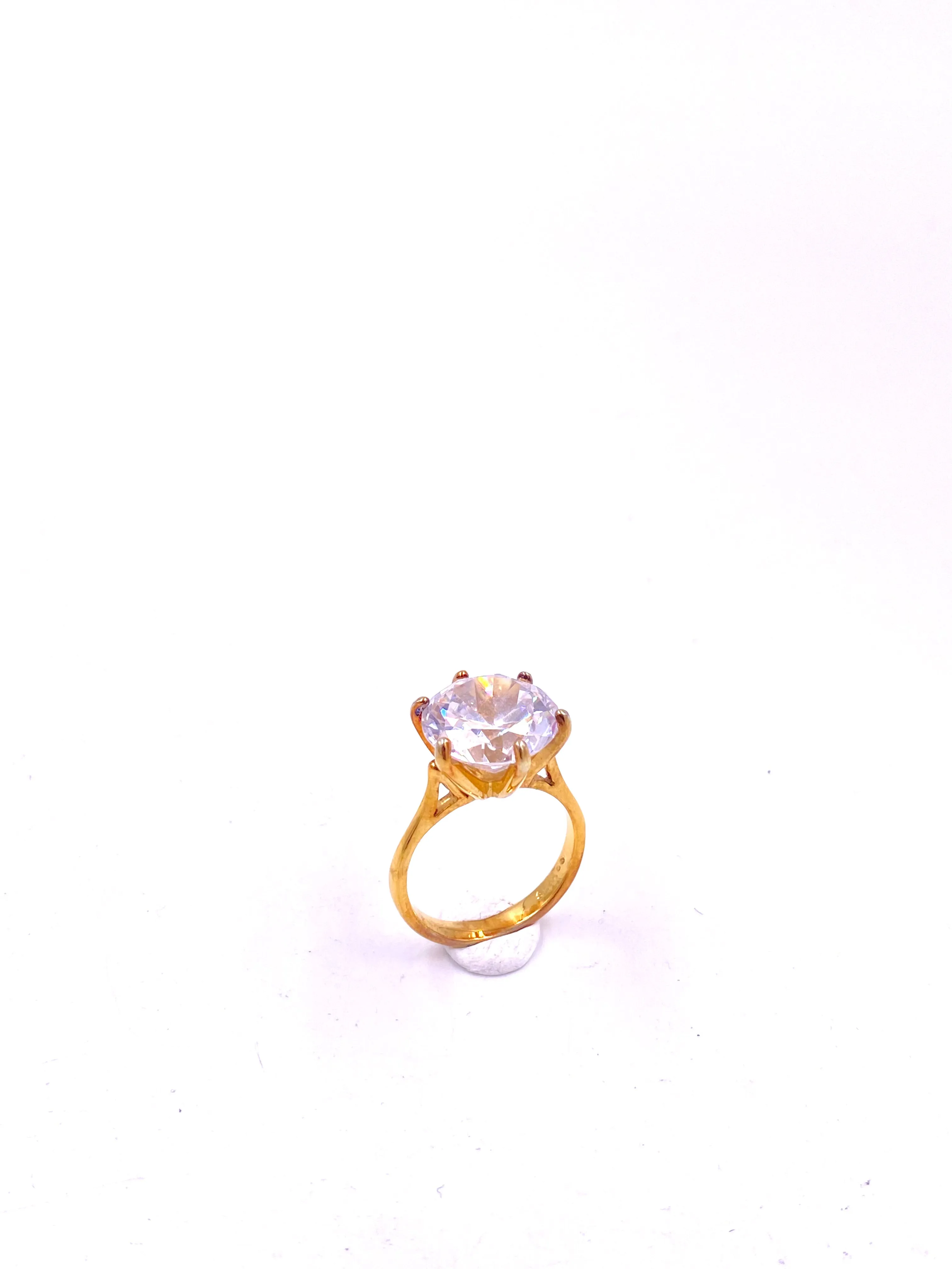 Vintage Gold Toned Round Stone CZ Ring