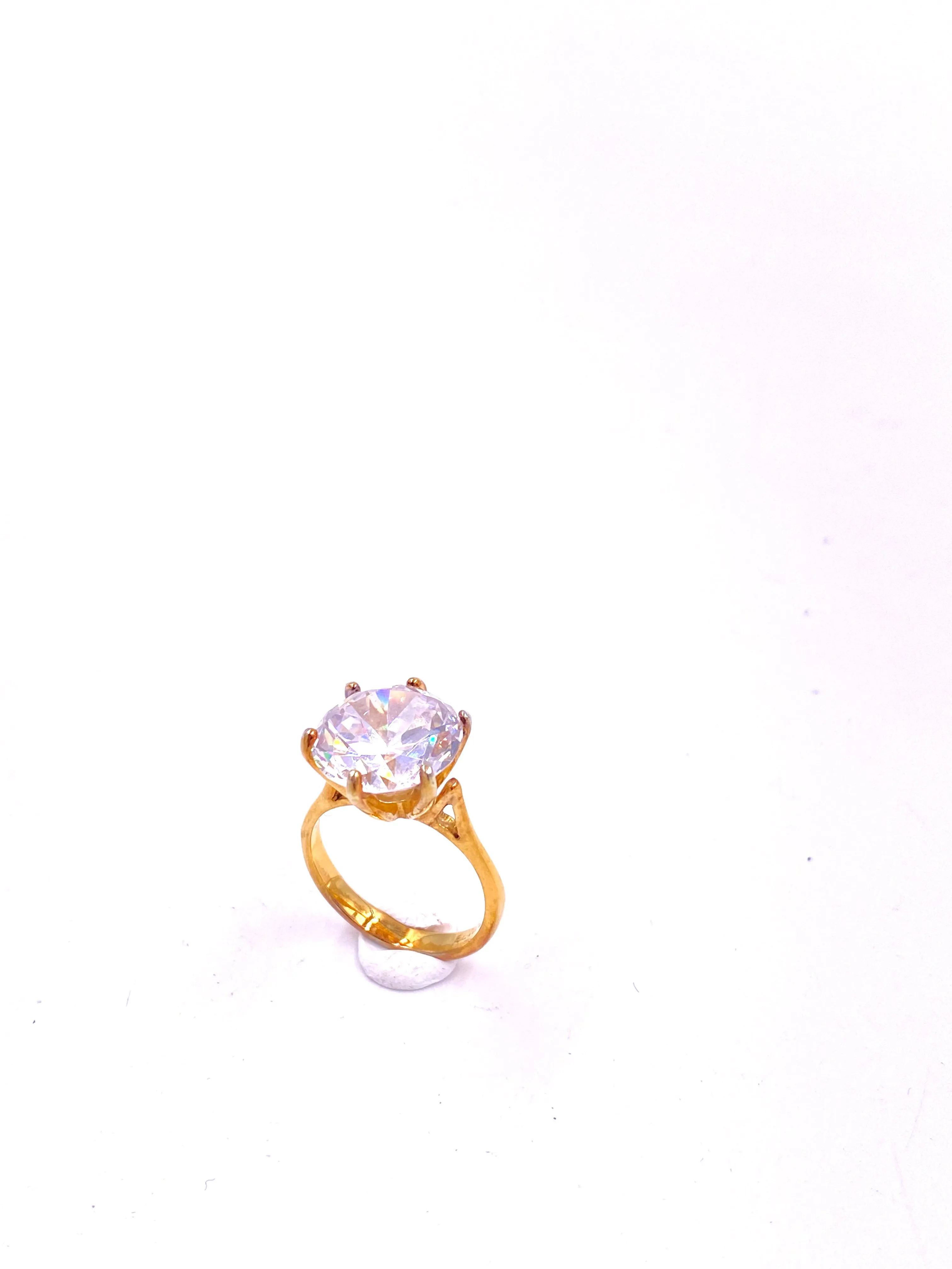 Vintage Gold Toned Round Stone CZ Ring