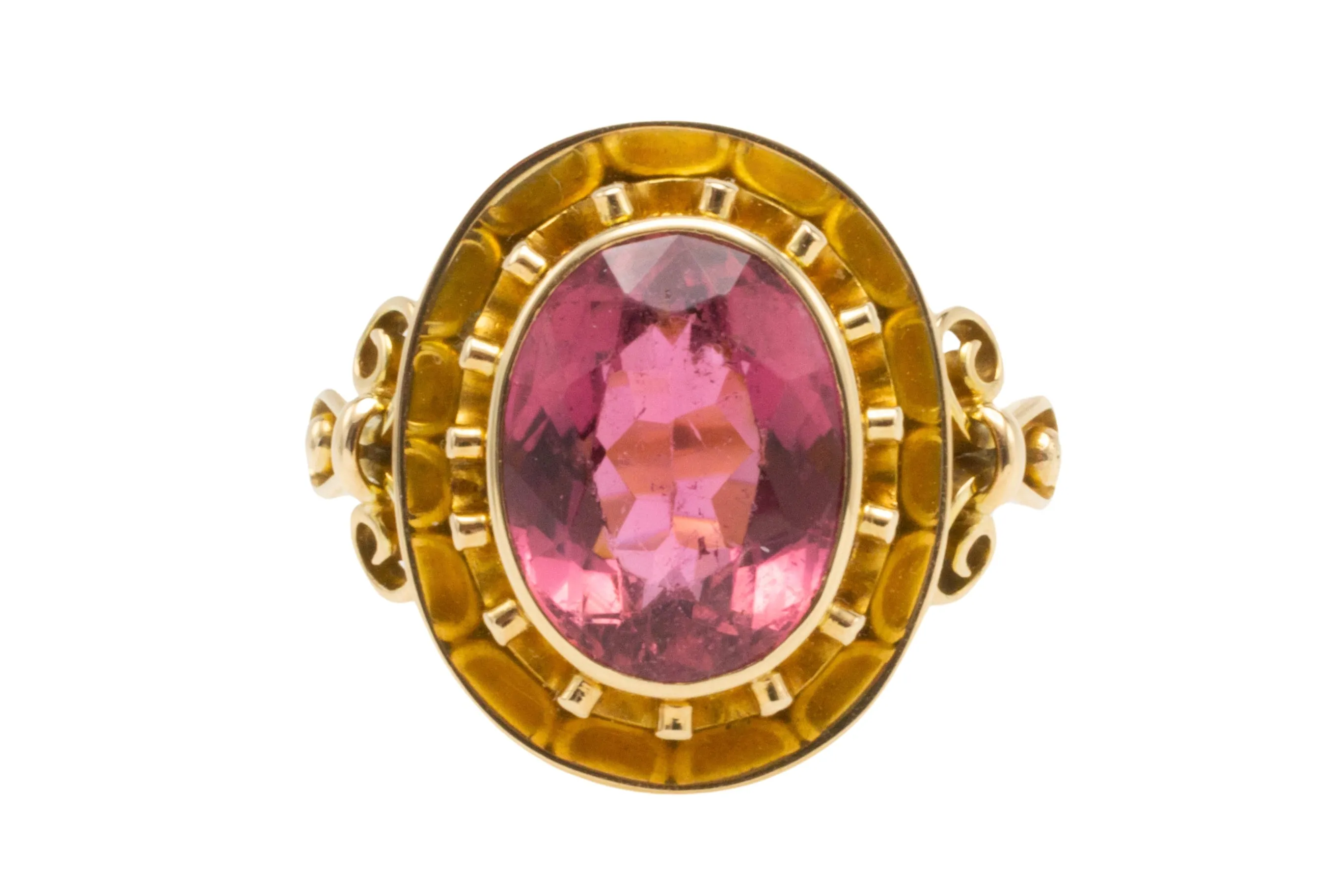 Vintage pink tourmaline ring in 14 carat gold
