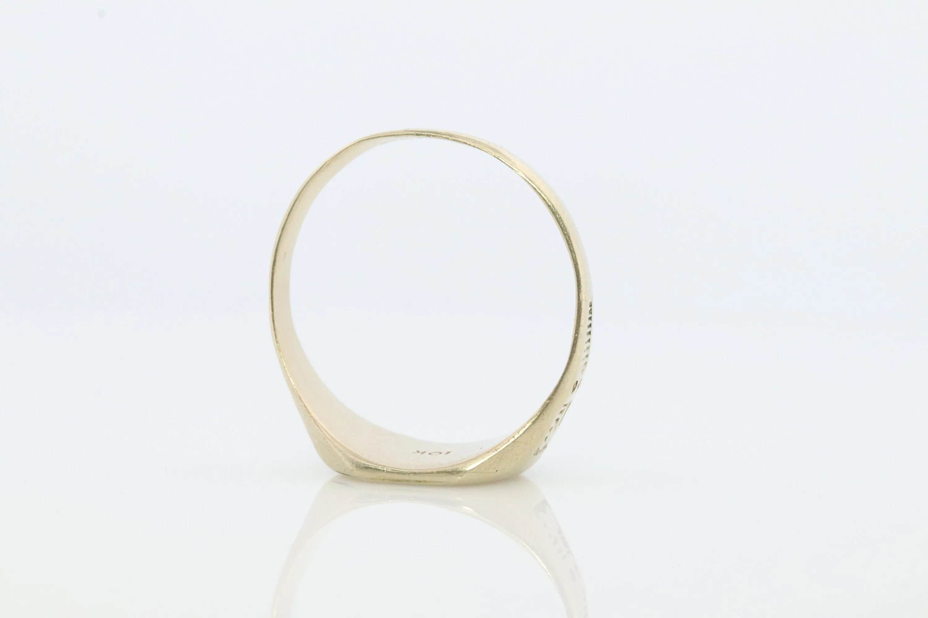 Vintage Signet Ring. 10k Yellow gold. Blank Flat Signet ring for Initials. Engravable Signet ring. st(62)