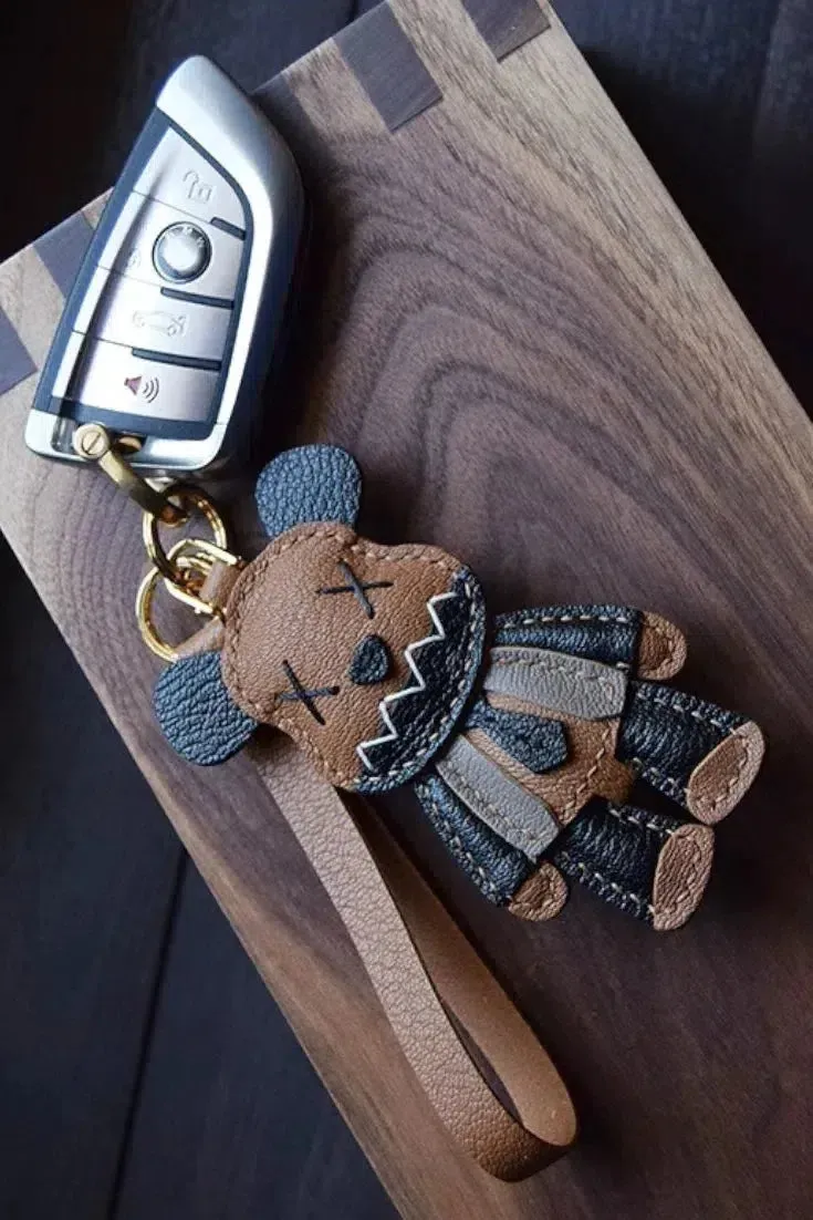 Violent Bear – Bold theme – Bag charm