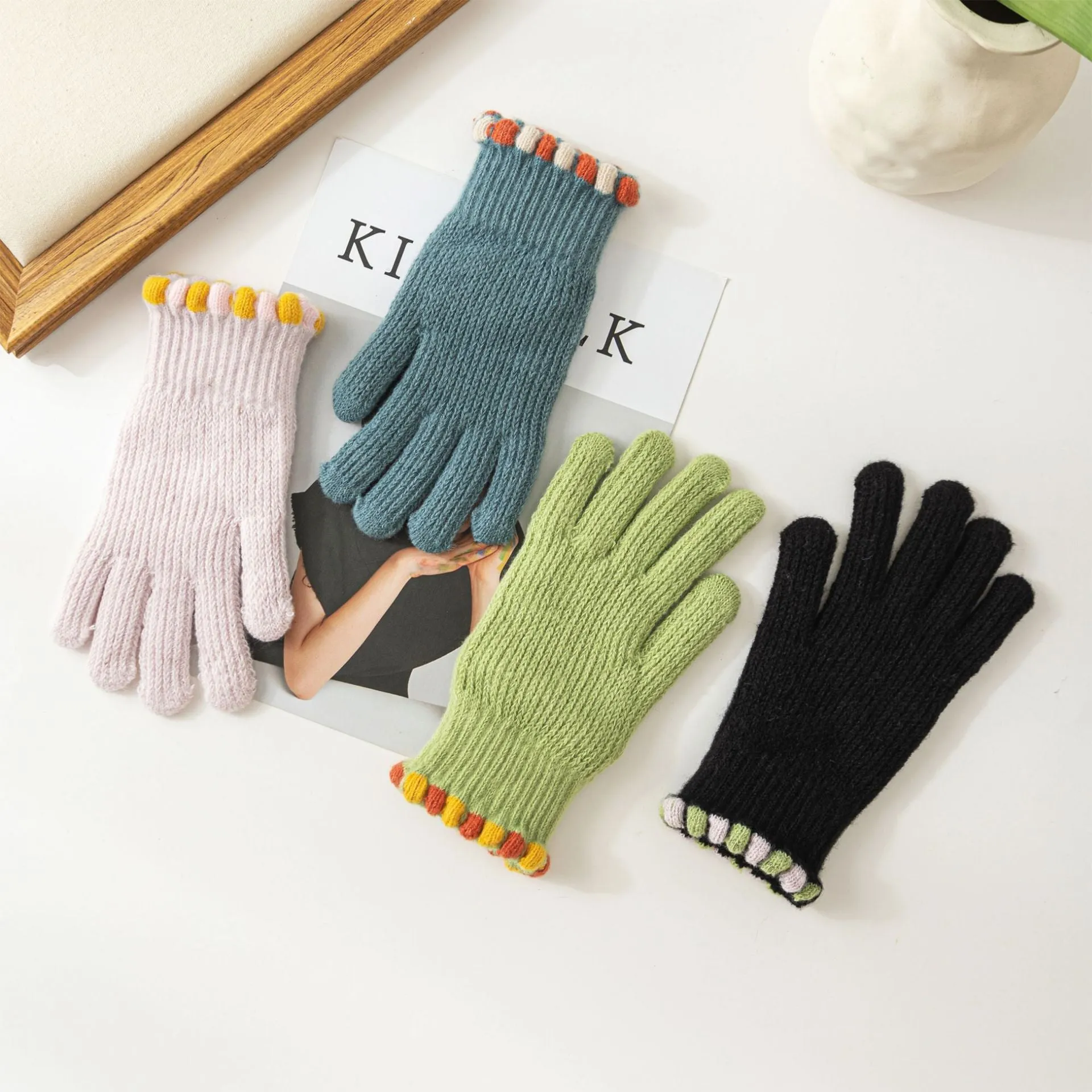 Wholesale Winter Touch Screen Warm Wool Knitted Gloves