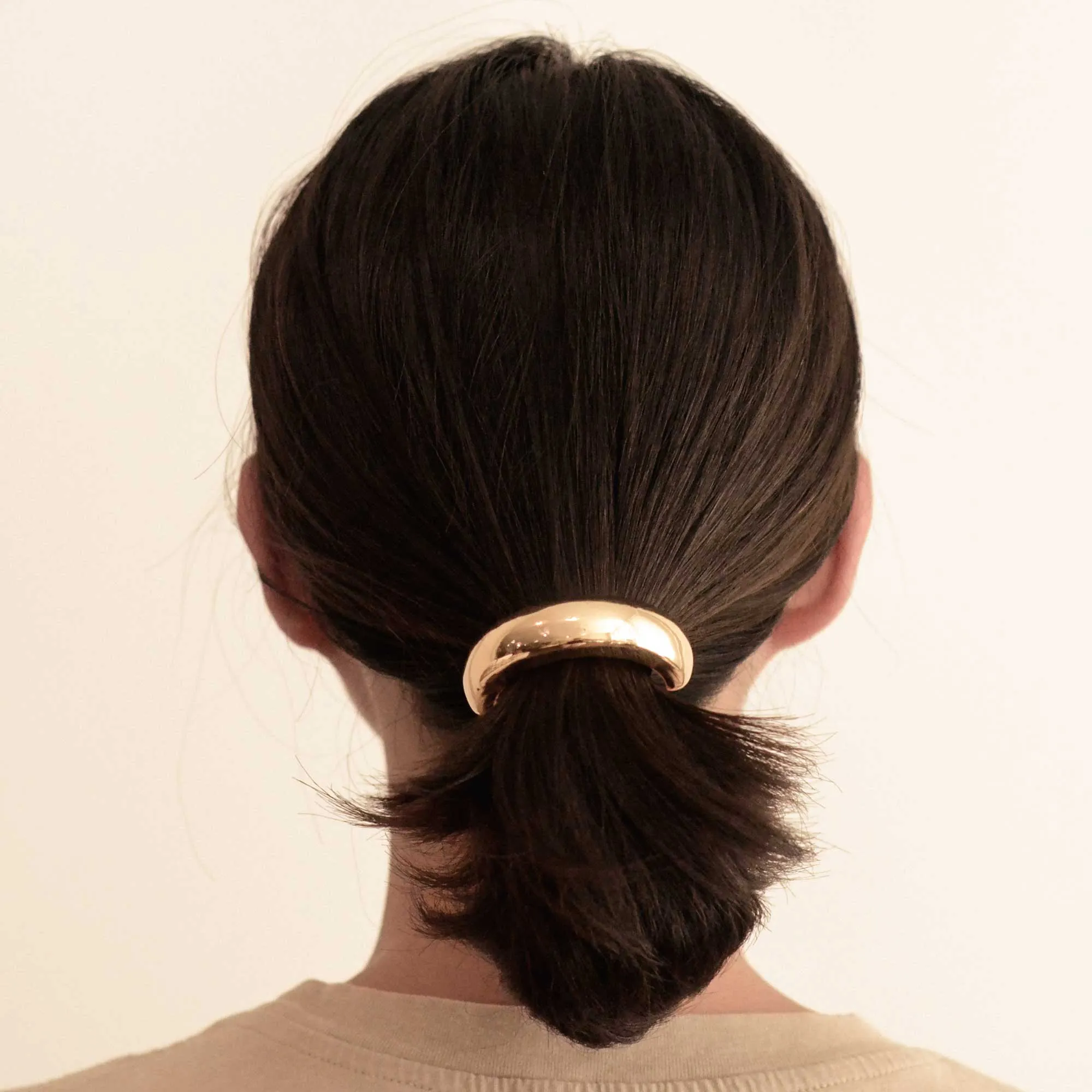 WIDE METAL CUFF HAIR TIE | GOLD